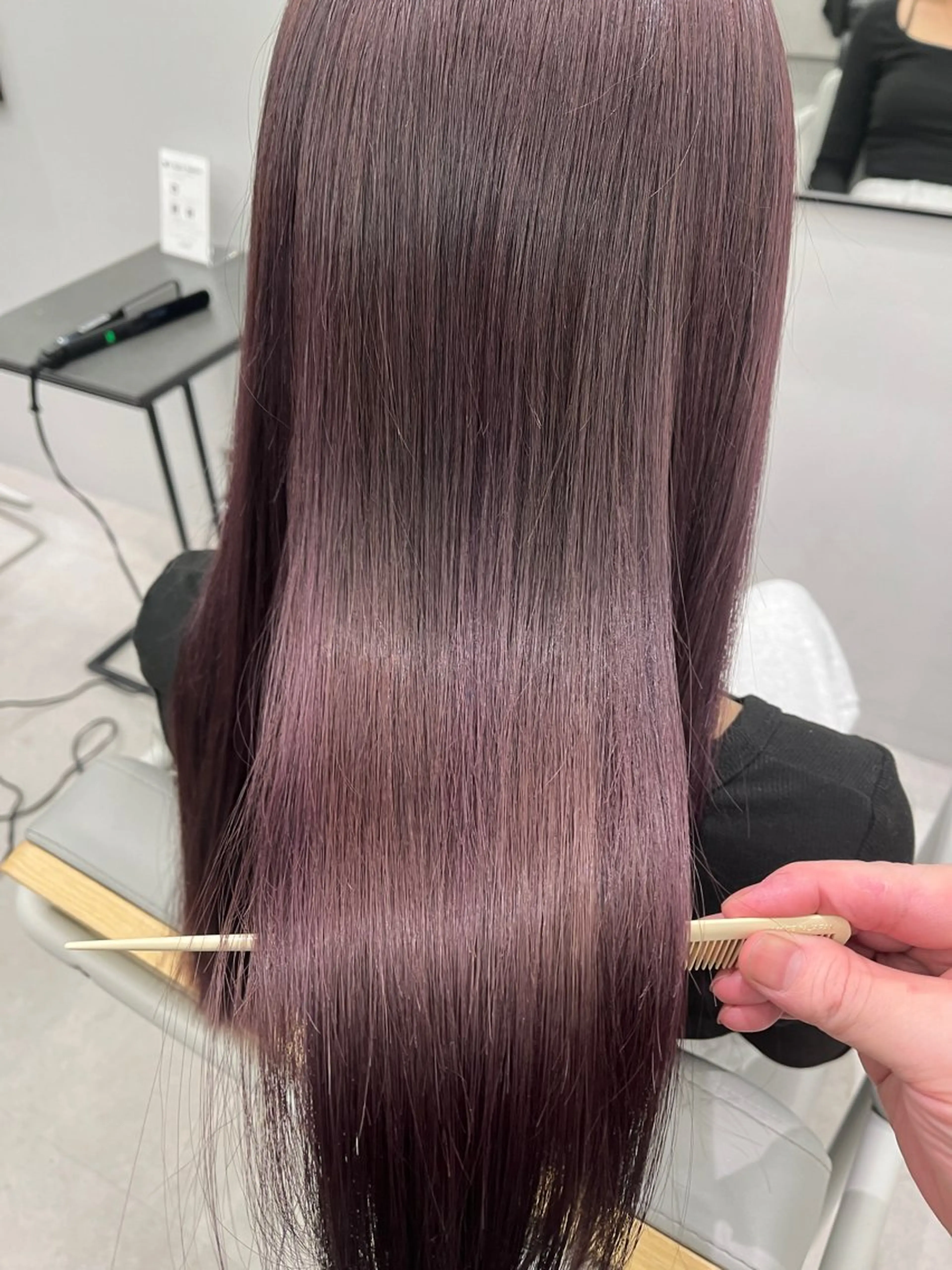 ロング カラー 菅 樹希弥のヘアスタイル