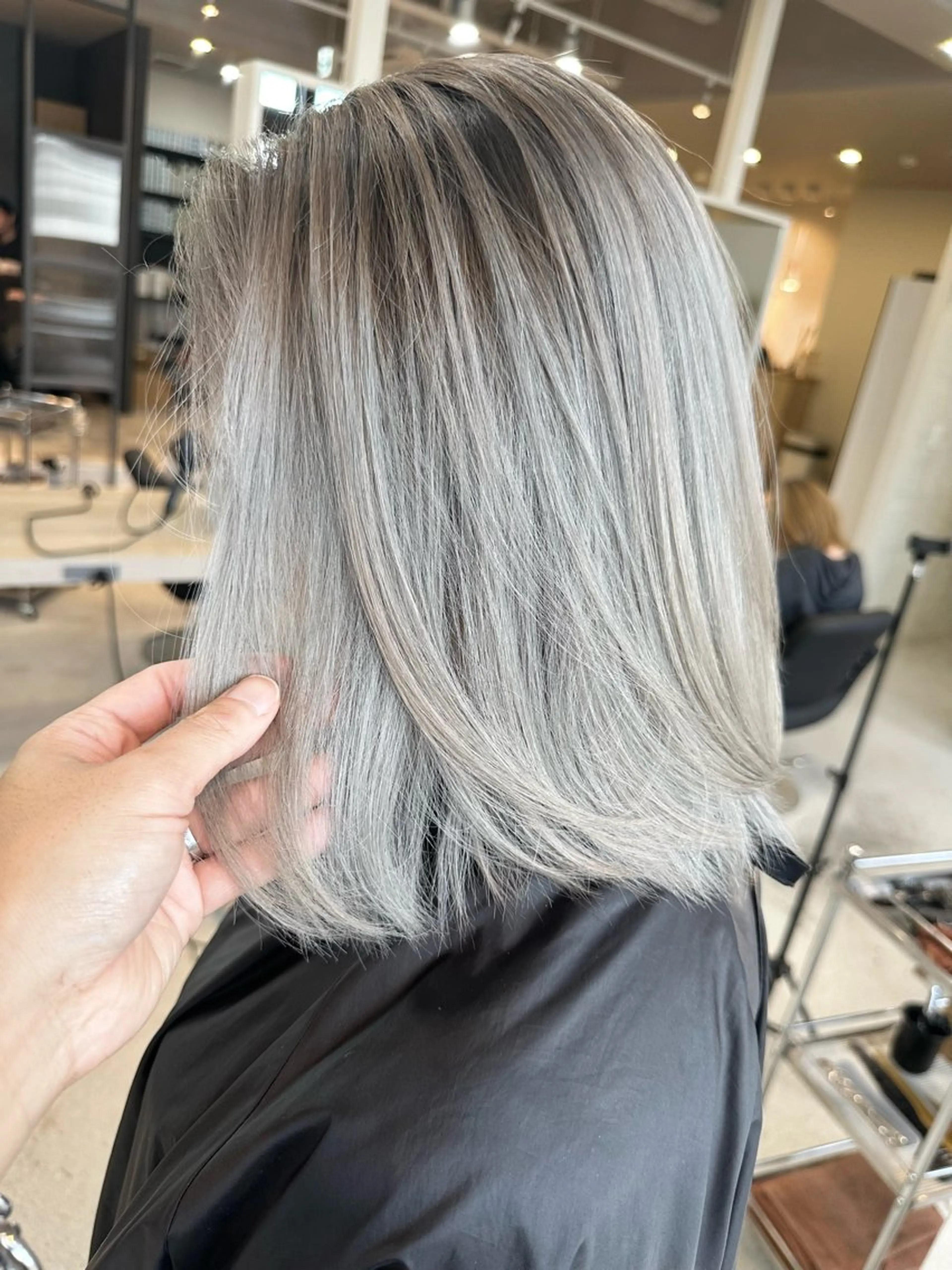 ミディアム カラー ヘアカラー トリートメント 井上 一平のヘアスタイル