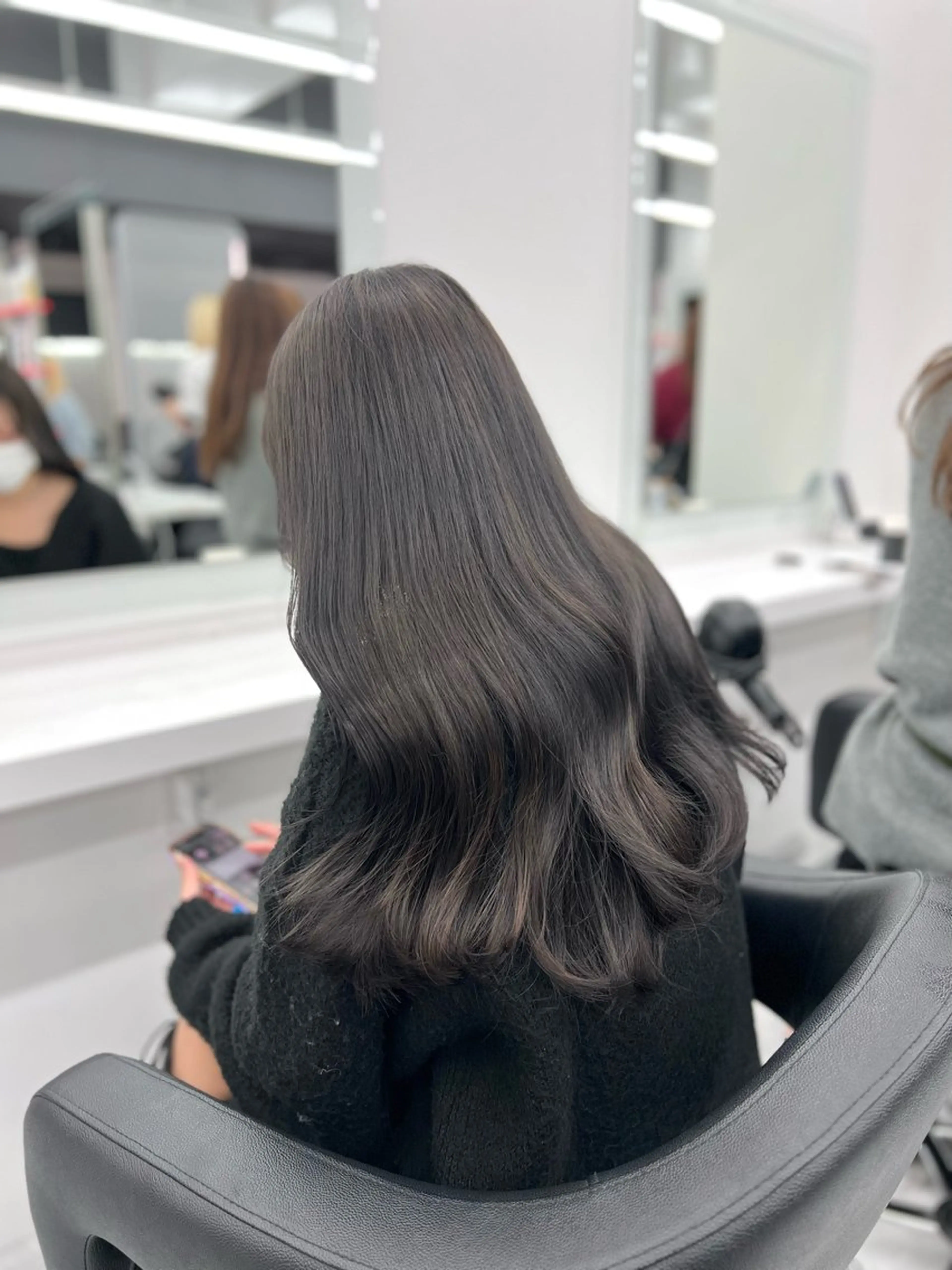 ロング カラー ヘアアレンジ カット ヘアカラー トリートメント ヘッドスパ ヘアセット 透明感×韓流ハイ トーン🫧RYUTAのヘアスタイル