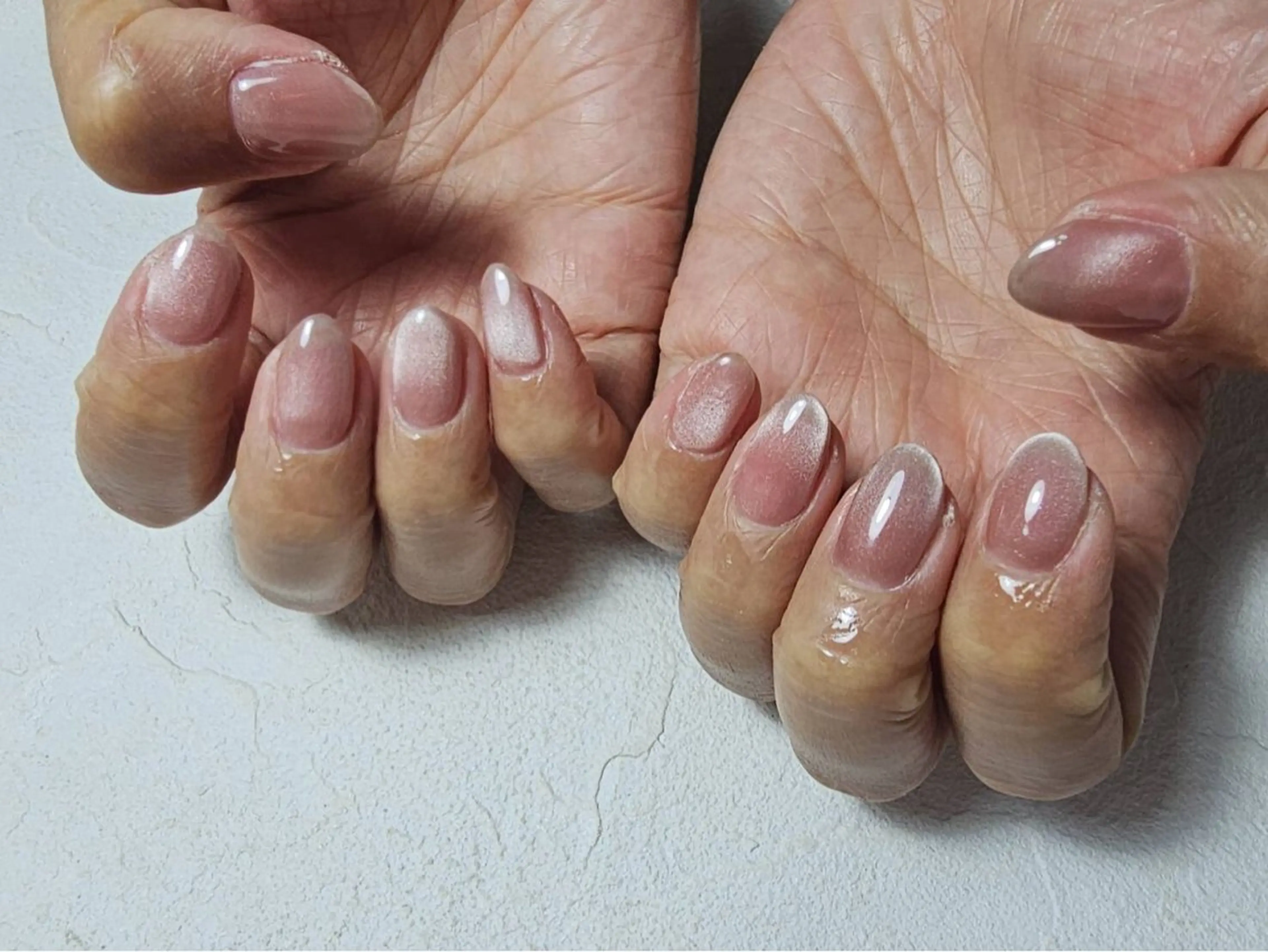 ネイル オーロラネイル フットネイル フレンチネイル ジェルネイル マグネットネイル ハンドネイル mogunail &blowのネイルデザイン