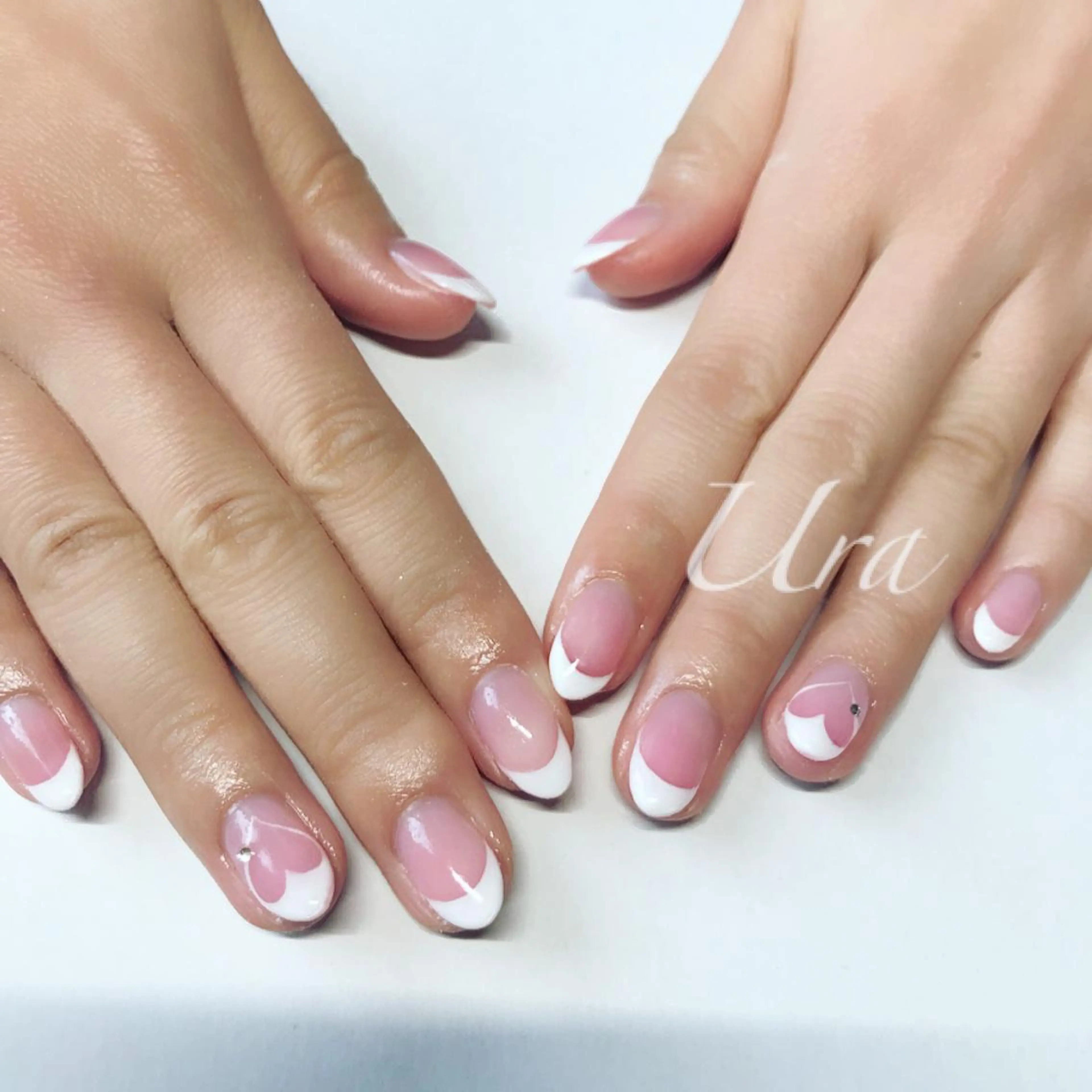 ネイル フレンチネイル ハート UrakoNail 《nail》のネイルデザイン
