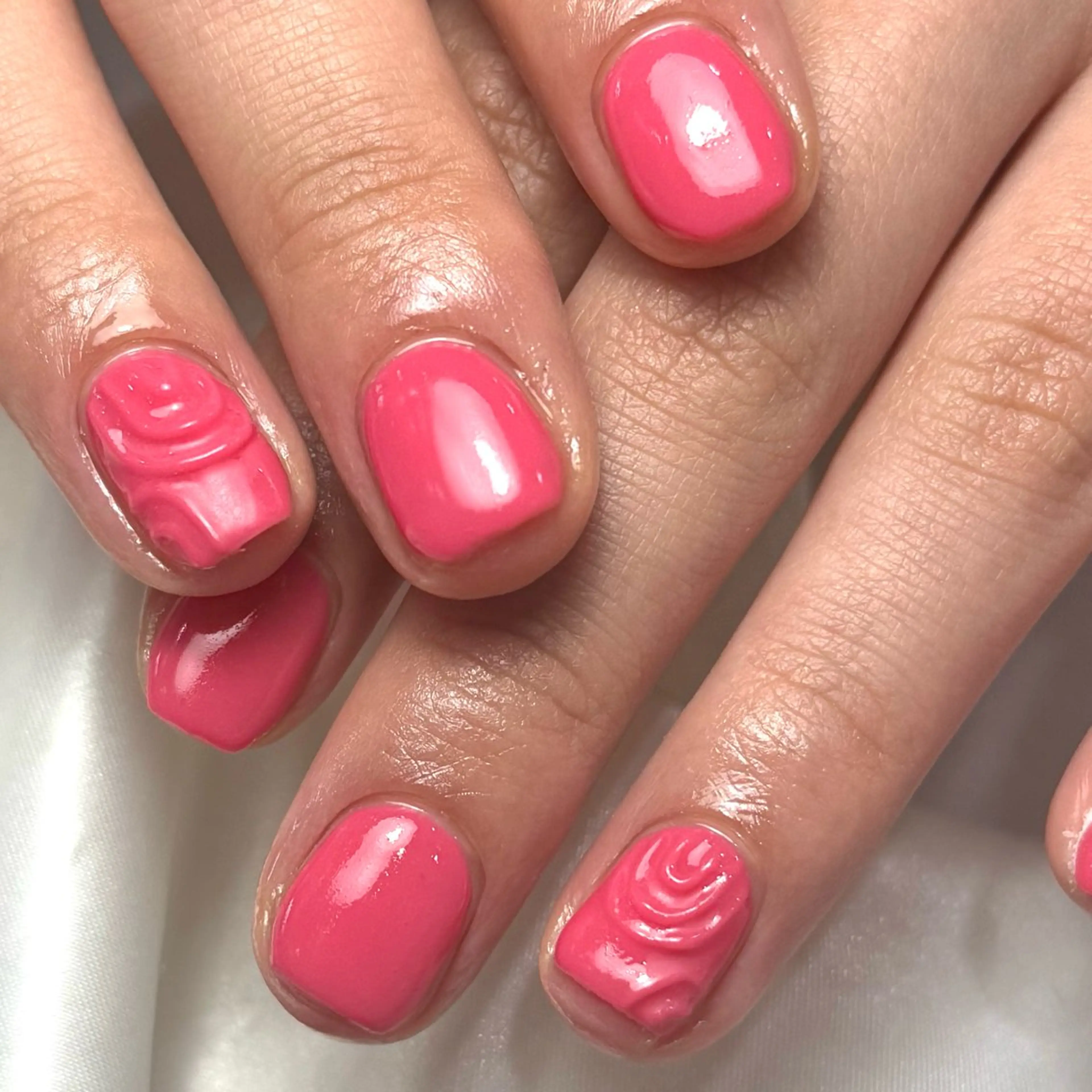 ネイル マットネイル ぷっくりネイル Ray nail natsu🎀のネイルデザイン