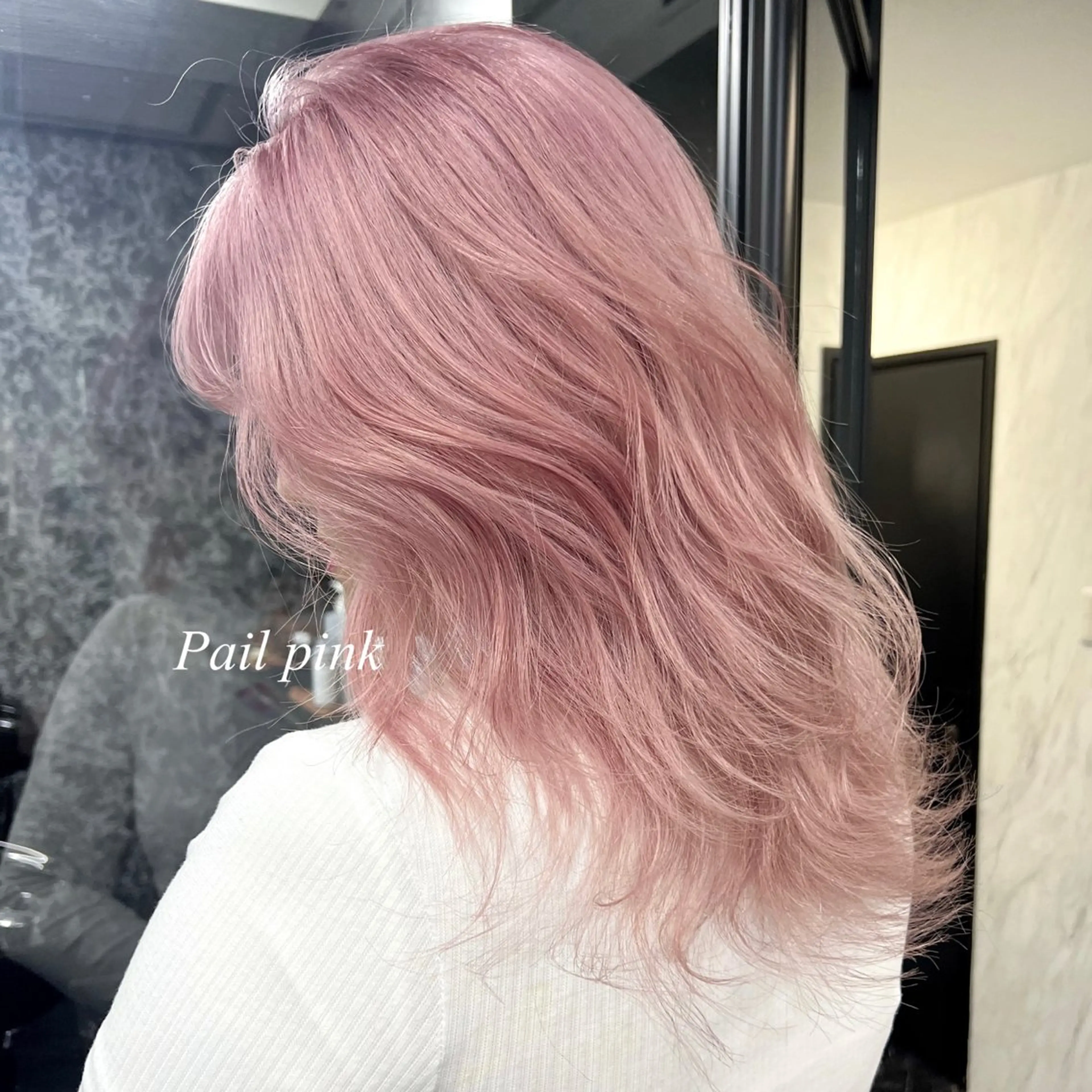 セミロング カラー シールエクステ ハイトーンカラー エクステ シールエクステ特化 ハイトーン、NANAのヘアスタイル