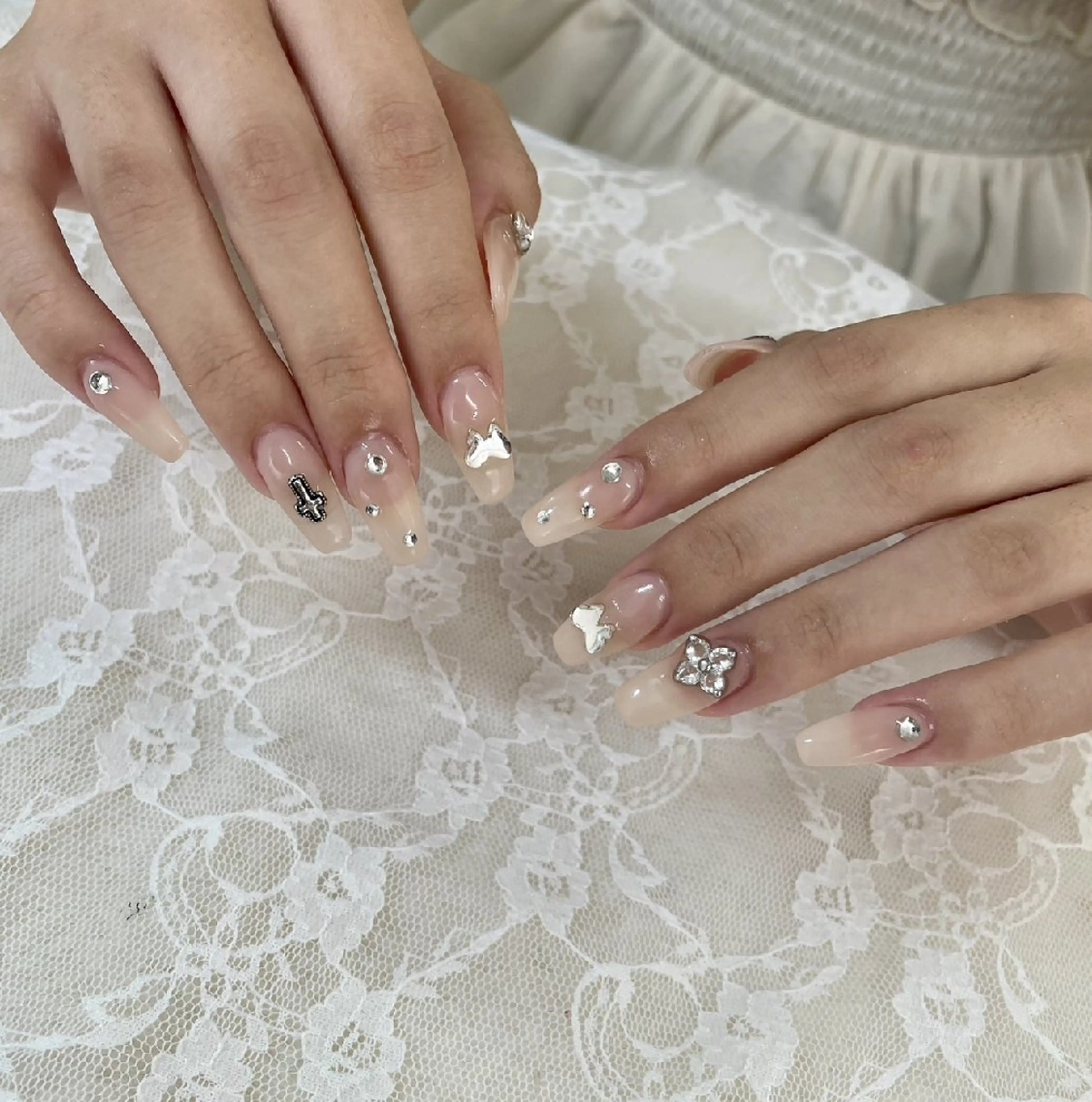 ネイル ワンホンネイル ハンドネイル ハンドケア 心斎橋Salon Epokkuのネイルデザイン