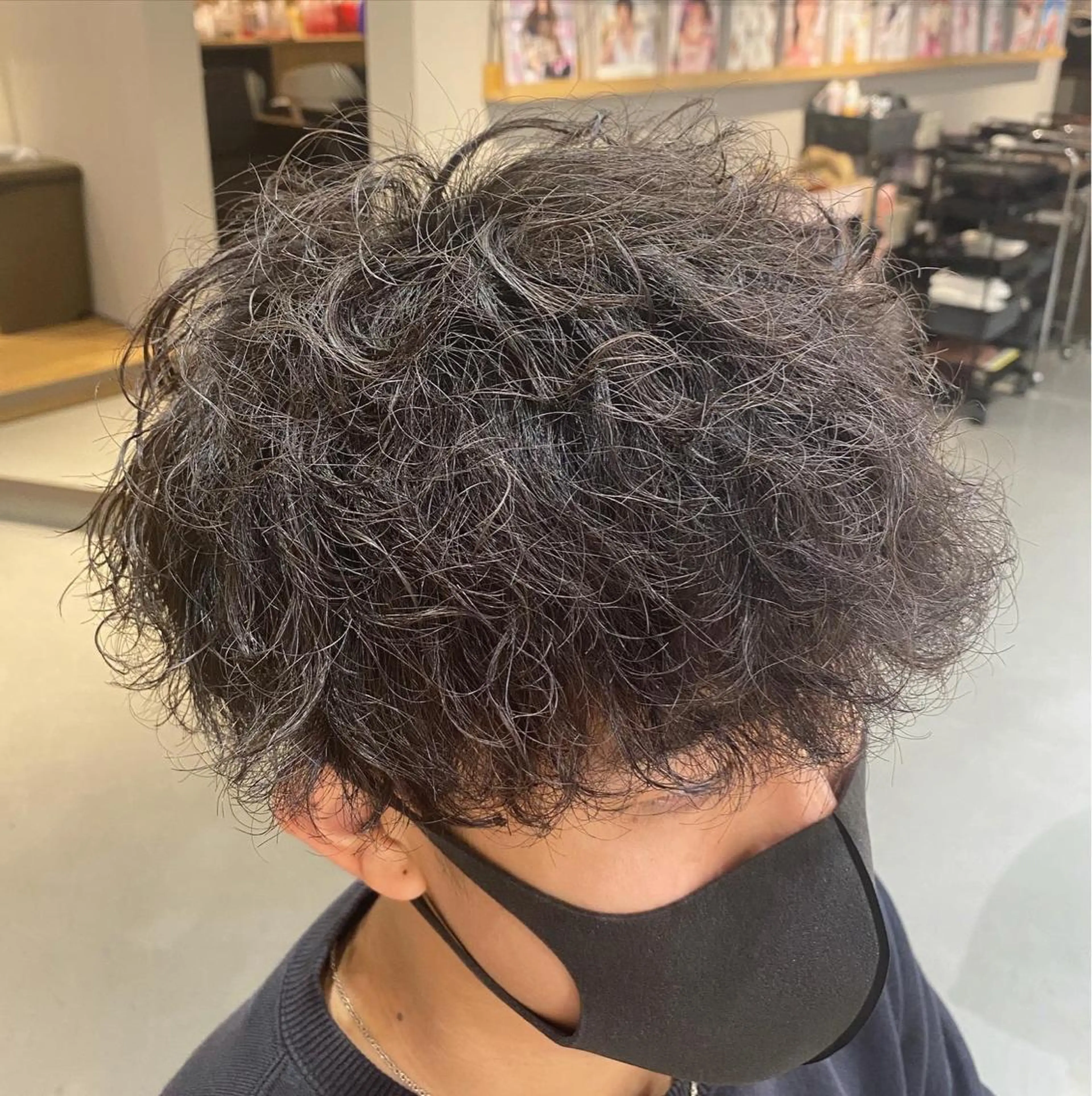 ショート パーマ メンズ カット パーマ unopulir Vamos店所属・梅田茶屋町メンズ 専門美容師 山元一平のヘアスタイル