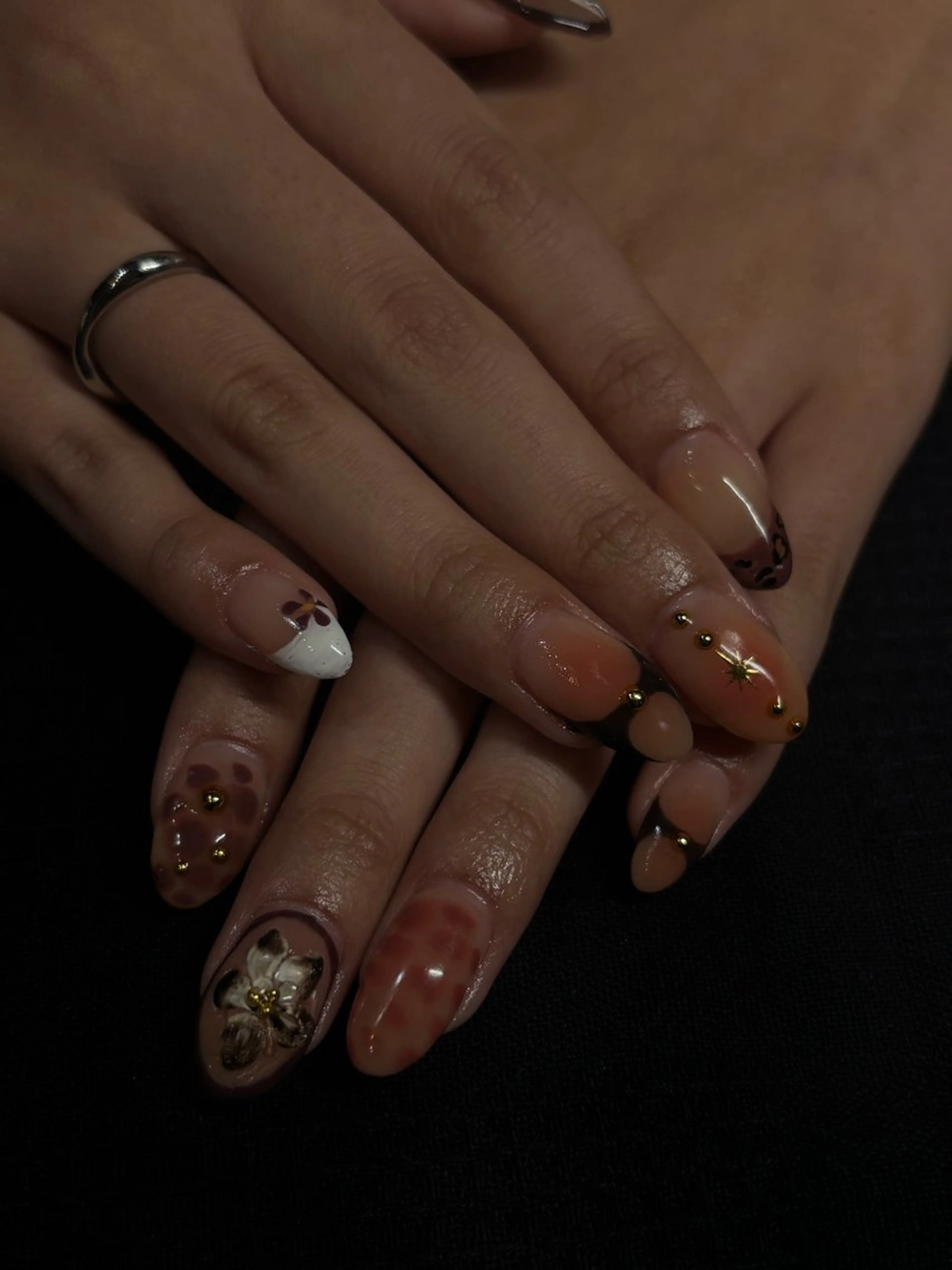 ネイル 梅澤 杏のネイルデザイン