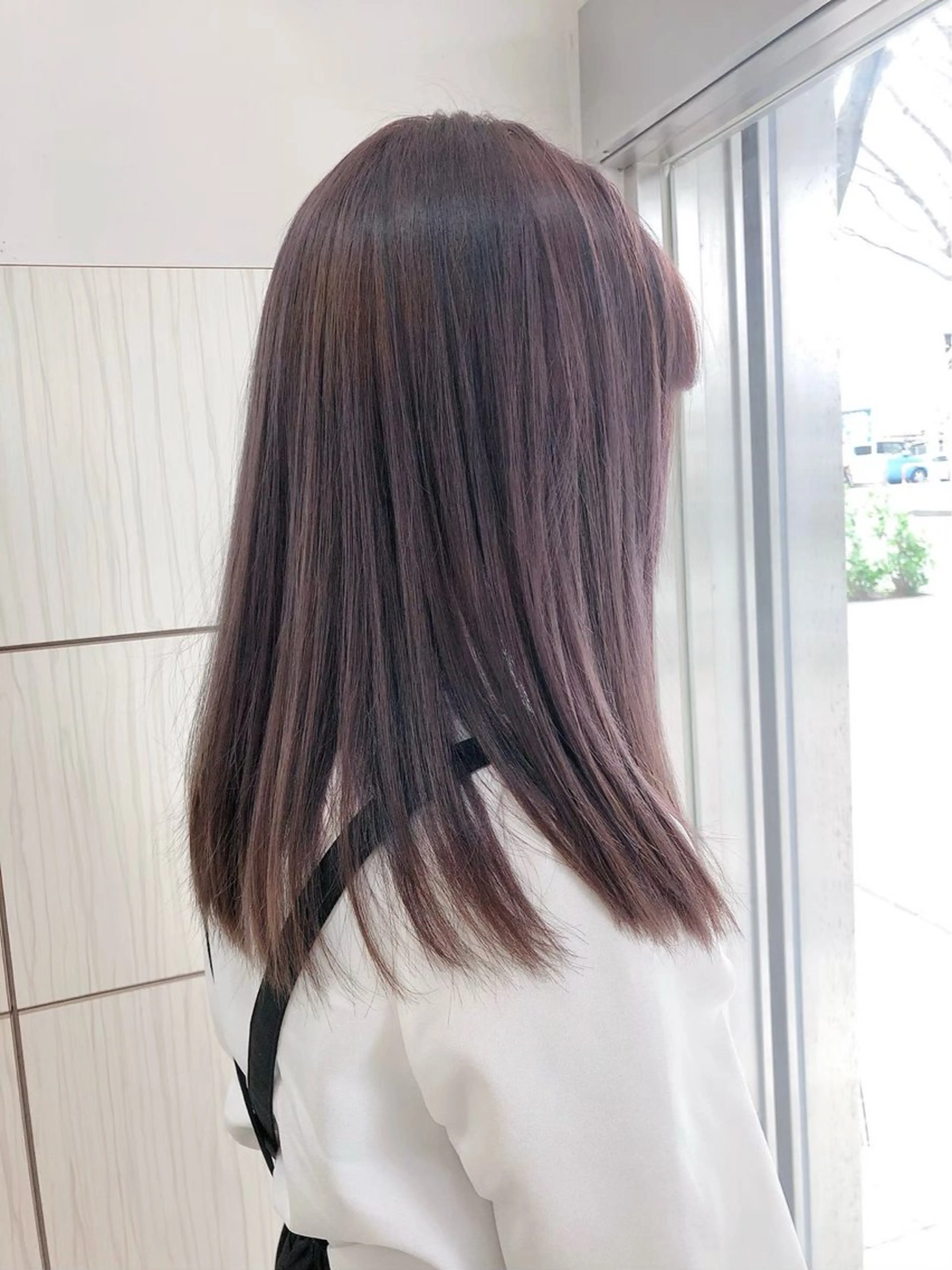 ミディアム ヘアカラー トリートメント 【髪質改善カラー】 あむ·. ⟡ 🖤のヘアスタイル