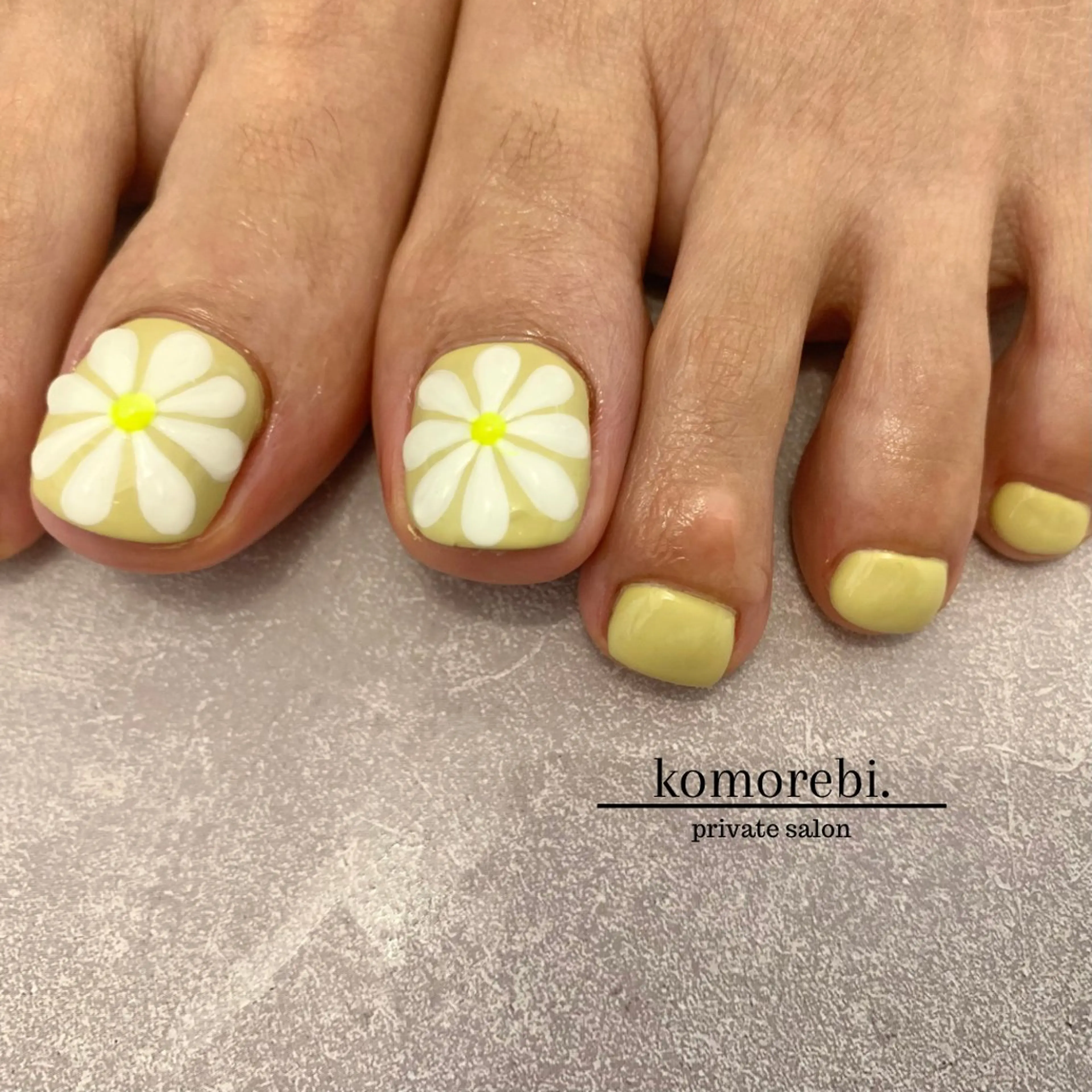 ネイル komorebi. 小峯 真実のネイルデザイン