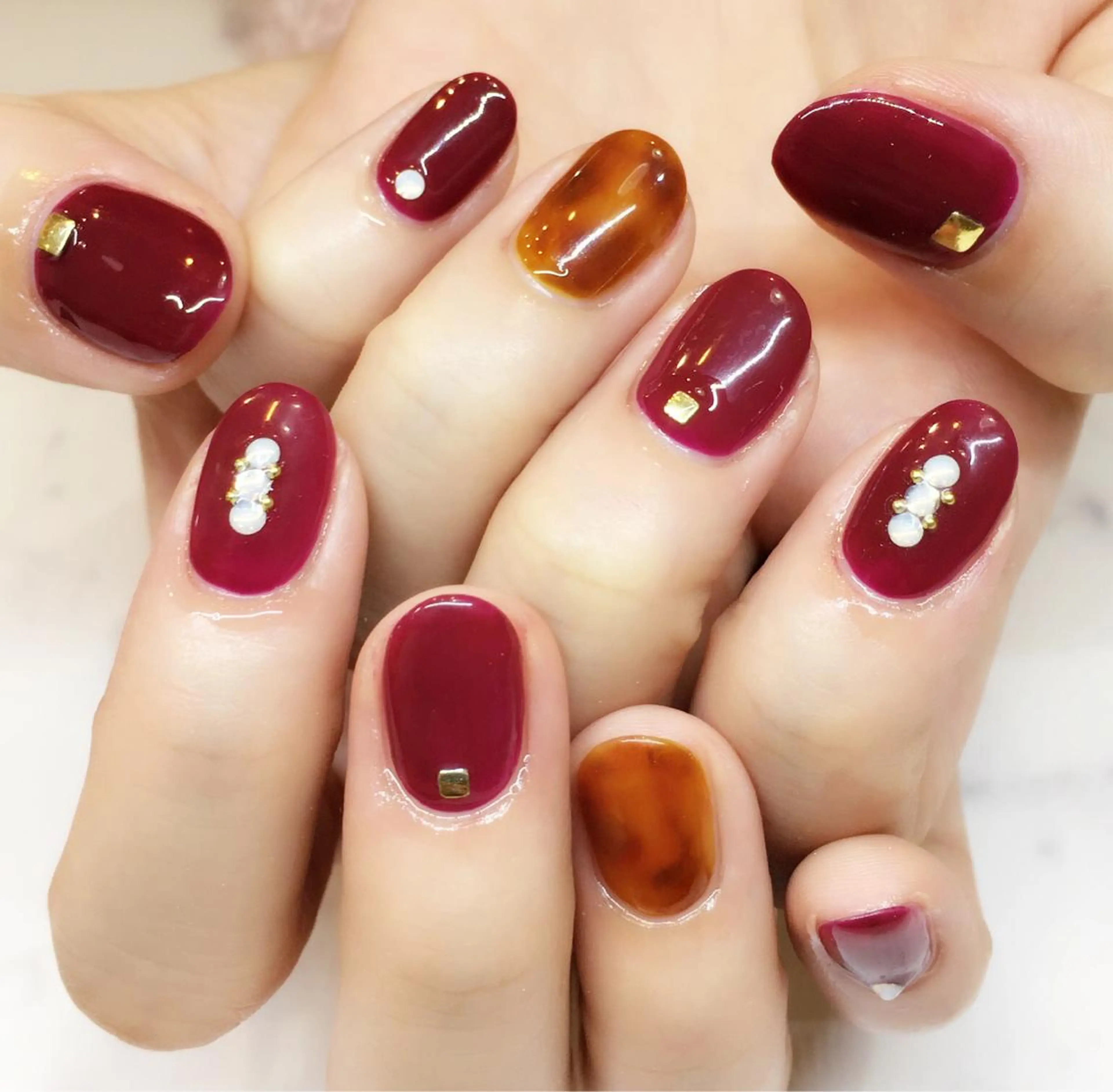 ネイル アニマル柄 アートネイル べっ甲ネイル フレンチネイル nail salon Soeurのネイルデザイン