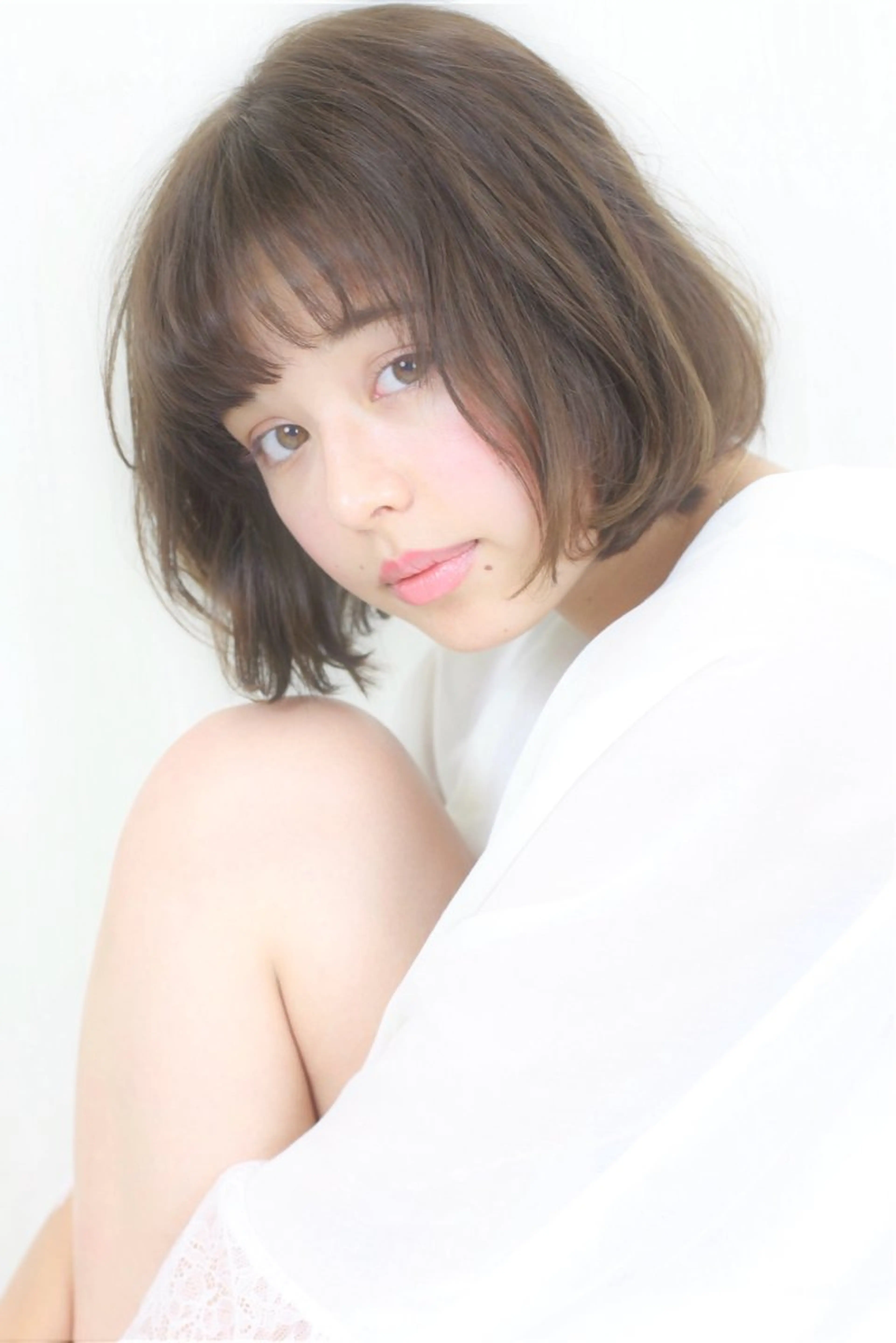 ショート ハイライト 髪質改善 レイヤーカット 縮毛矯正 トリートメント 山村 伸一のヘアスタイル