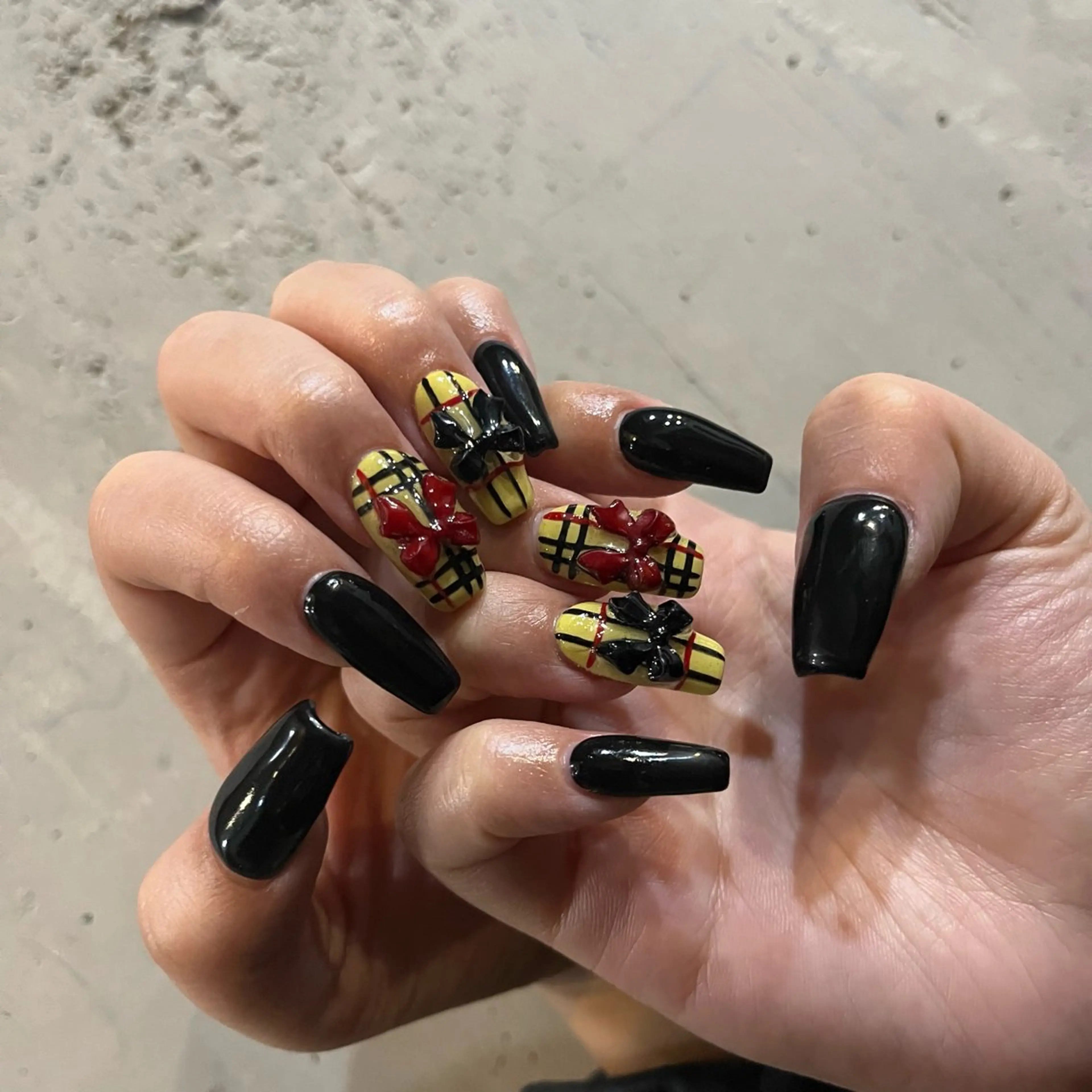 ネイル ハンドネイル IROHA nail Ami🐊🎀のネイルデザイン