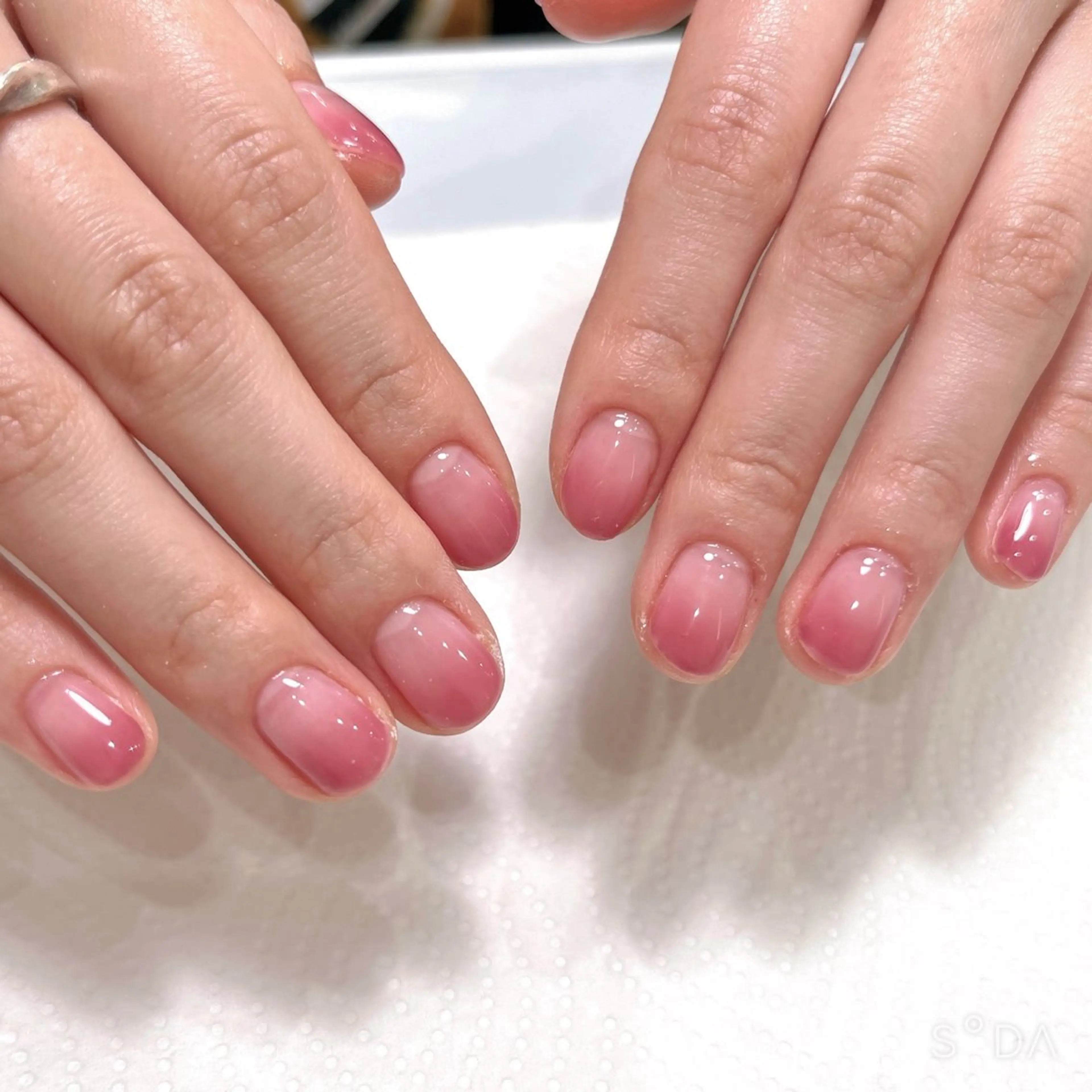 ネイル グラデーション エルバイノリコ加藤 パラジェル取り扱い店のネイルデザイン