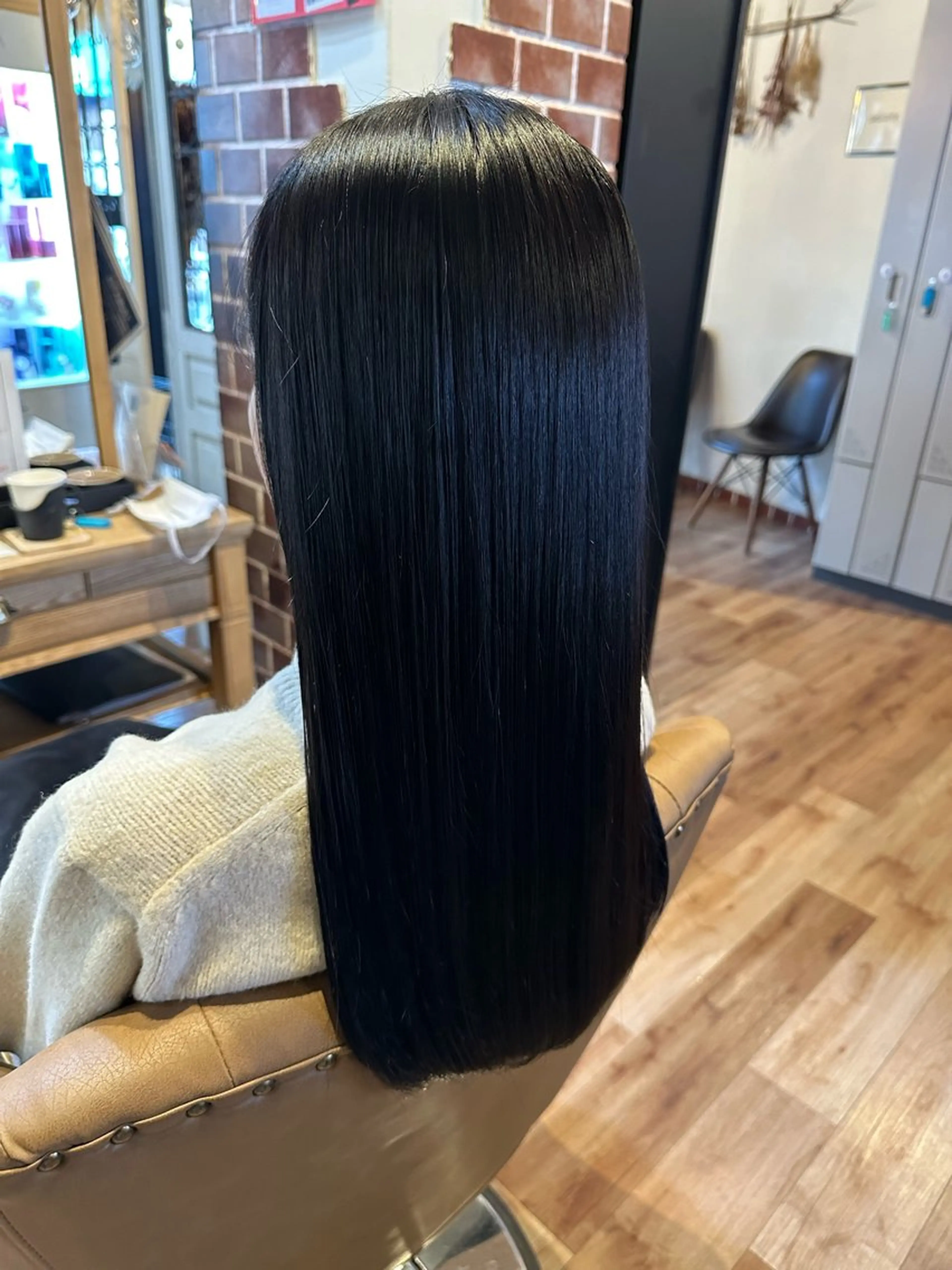 ロング ブリーチ・カットモデ ル募集中🫧高口小春のヘアスタイル