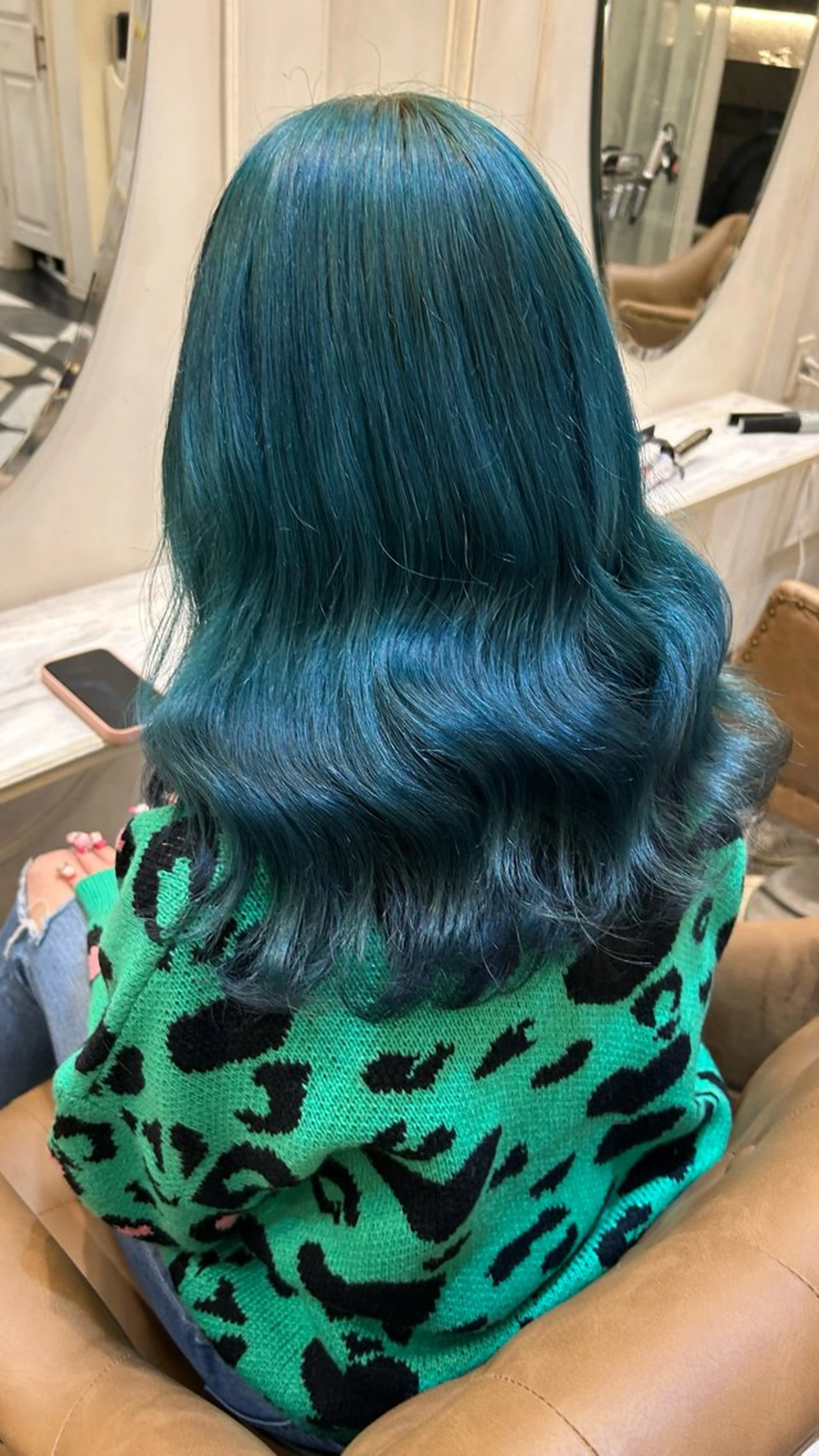 ミディアム カラー ゆう🫧 透明感/ハイトーンのヘアスタイル