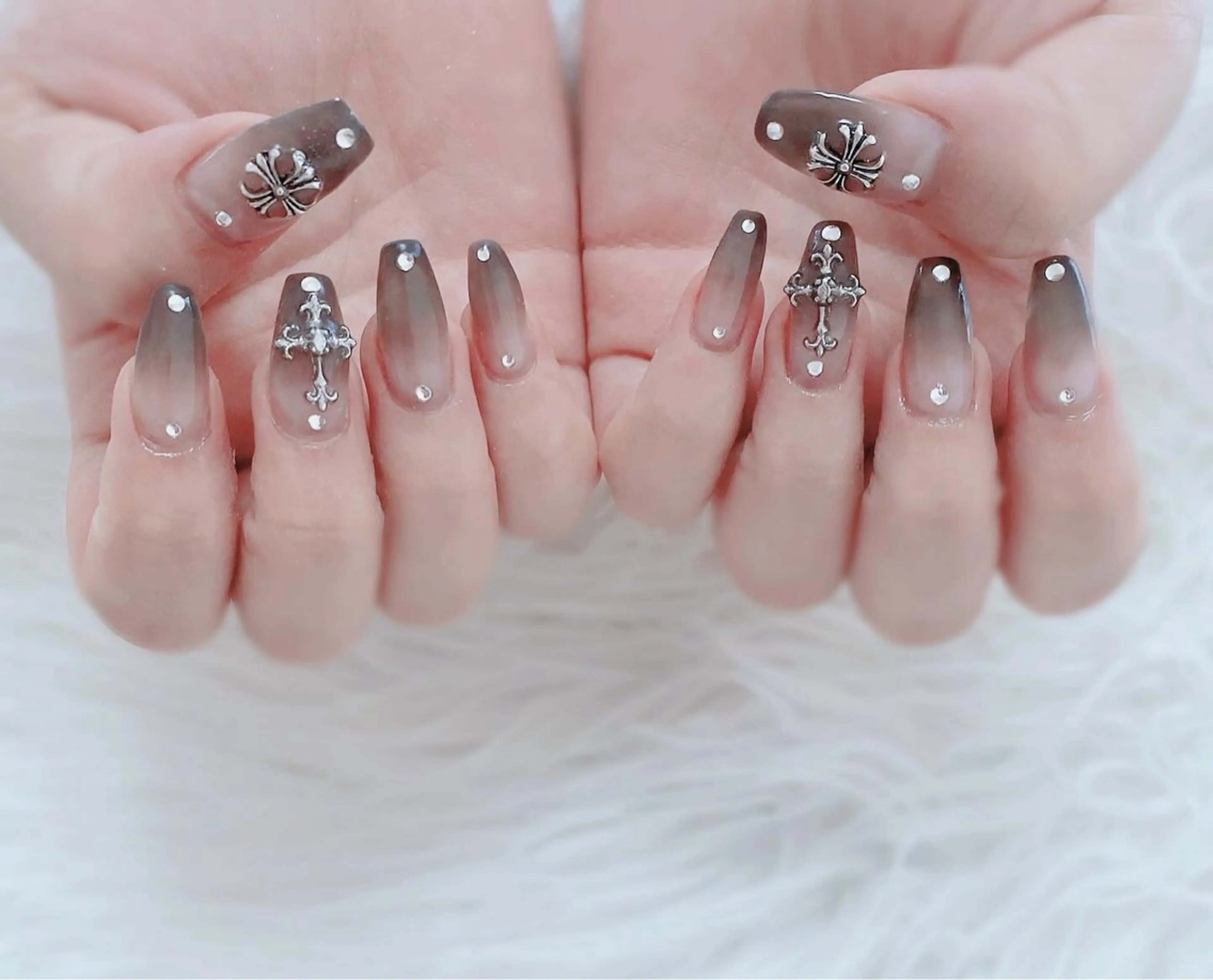 ネイル ESPOIR Ｎのネイルデザイン