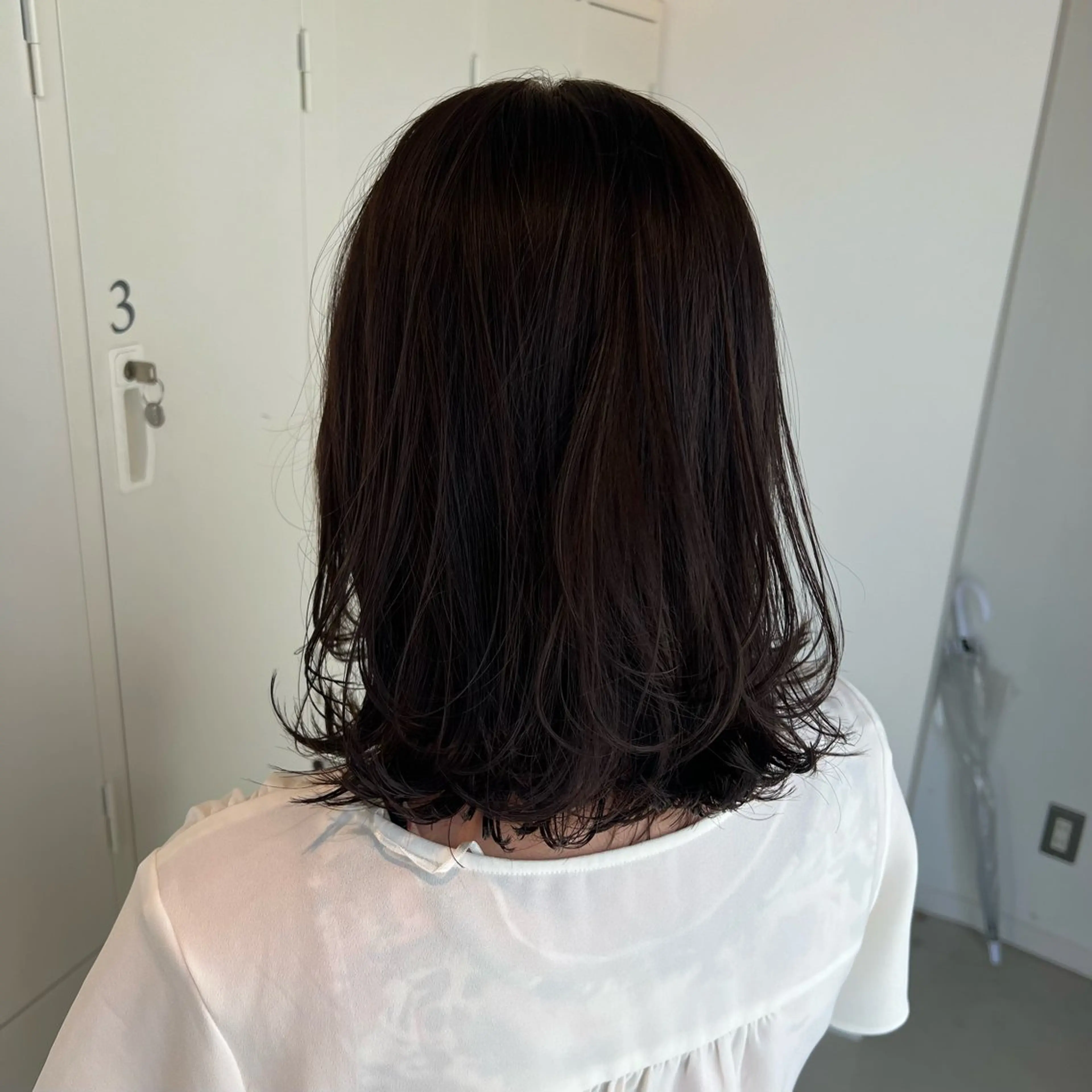 ミディアム カラー ヘアカラー トリートメント 艶ハイトーン‪‪🔆 ️️️安座間 希のヘアスタイル