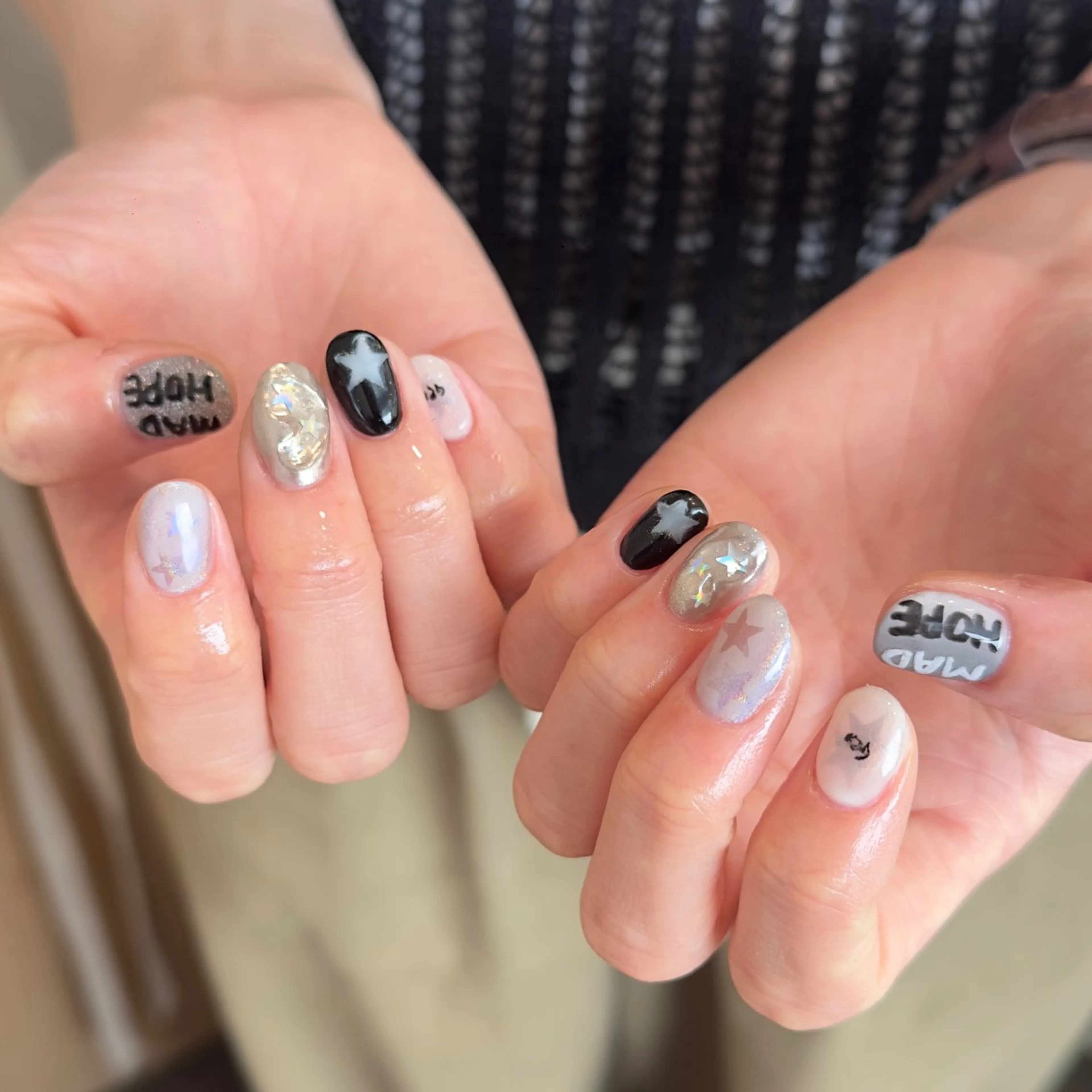 ネイル ハンドネイル 🎀 Hiyubi._.nail 🫧所属・🎀フェイ フェイ🫧💗のネイルデザイン