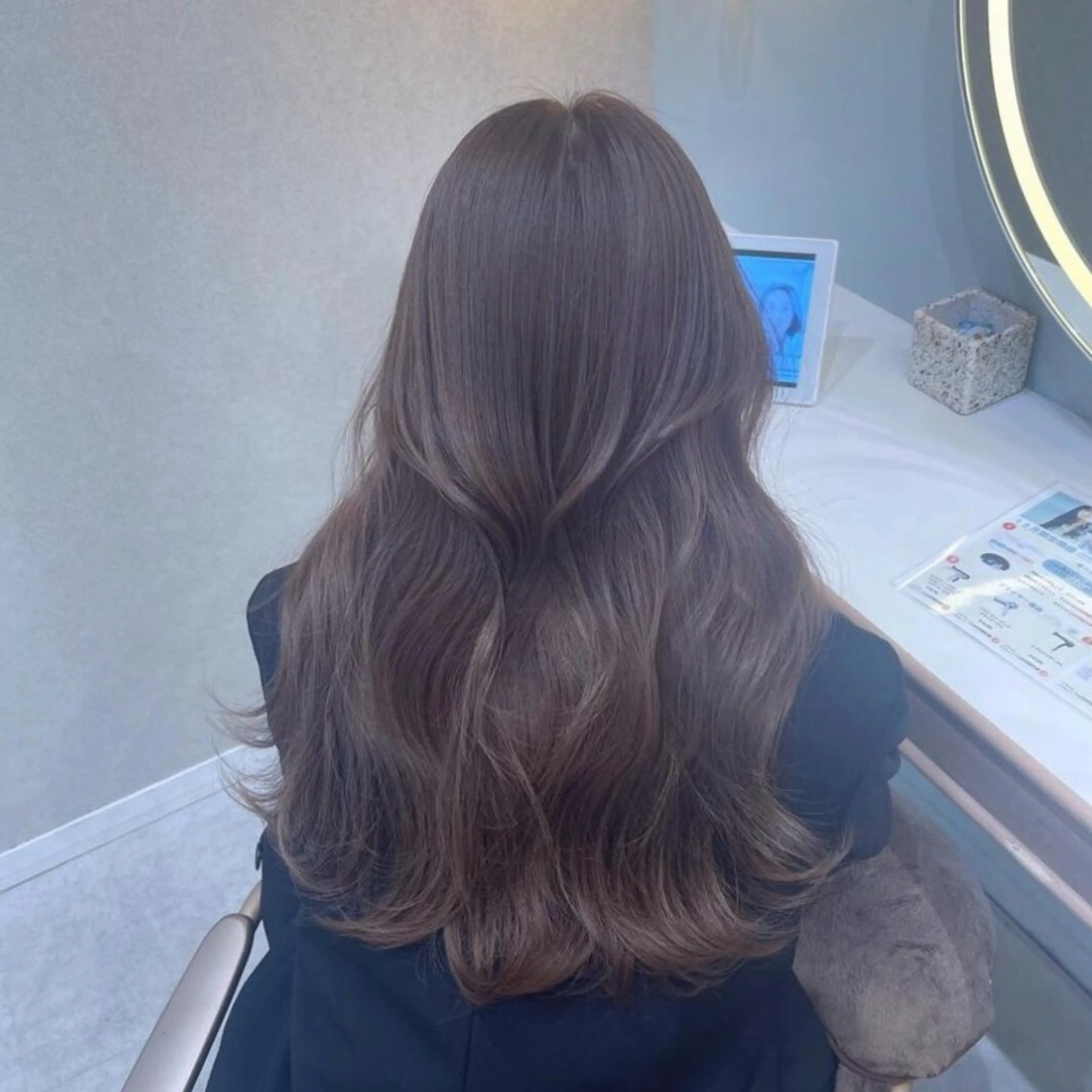 ロング ヘアカラー ベージュ/アレンジ/ たから🍀のヘアスタイル