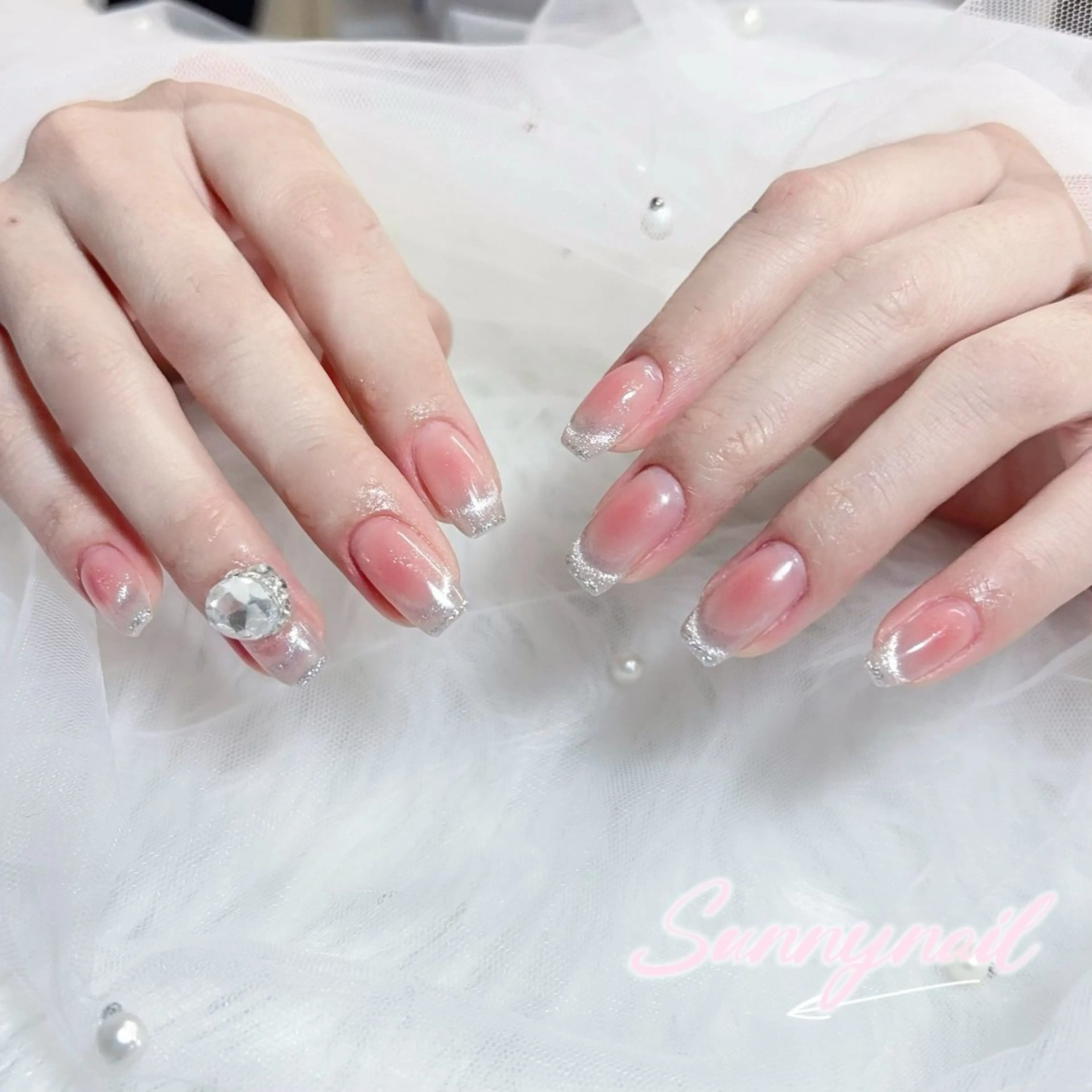 ネイル チークネイル フットネイル フレンチネイル ジェルネイル ラメ(グリッター) ハンドネイル ハンドケア sunnynail 小桃のネイルデザイン