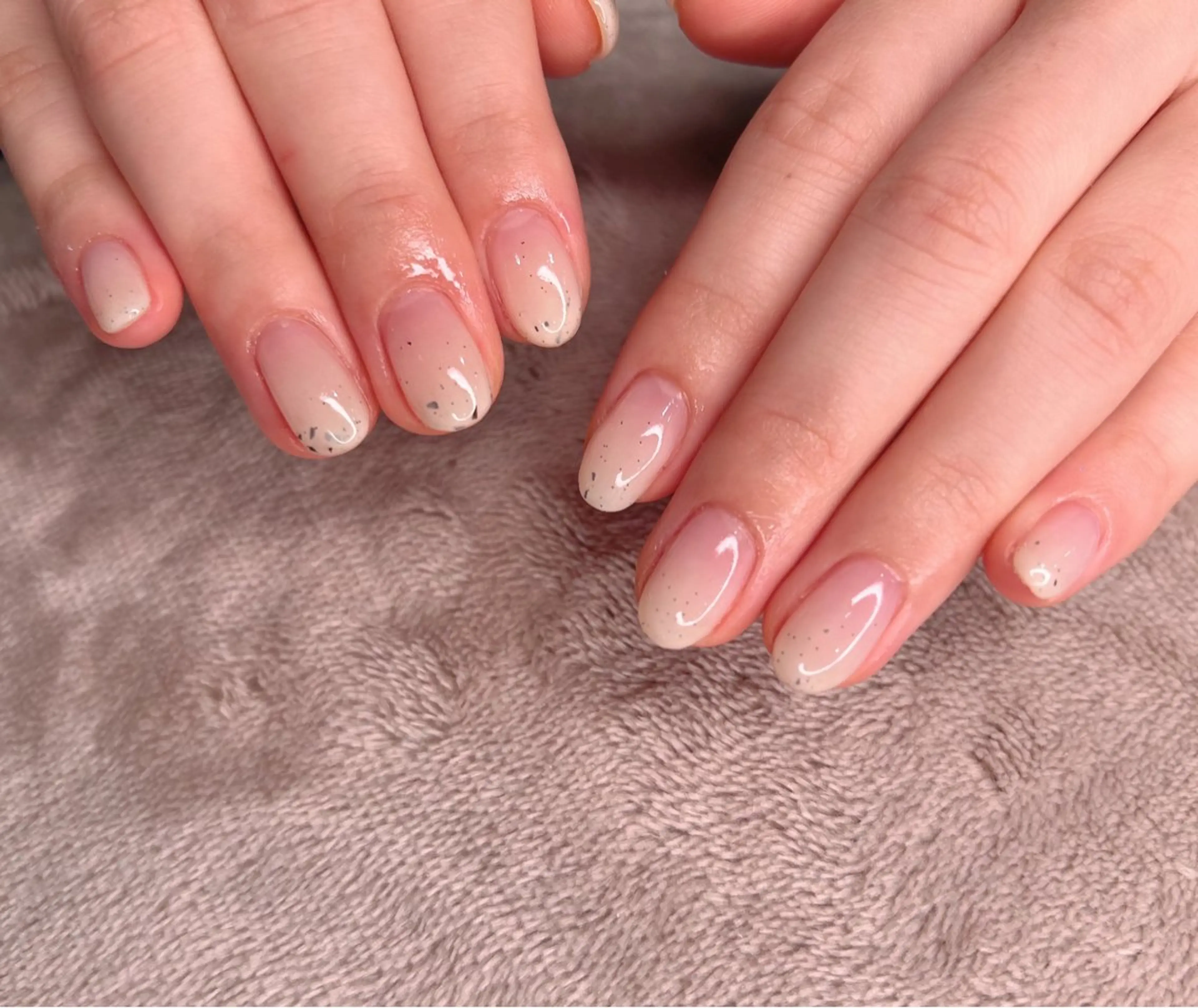 グラデーションネイル（オフ込み）の写真