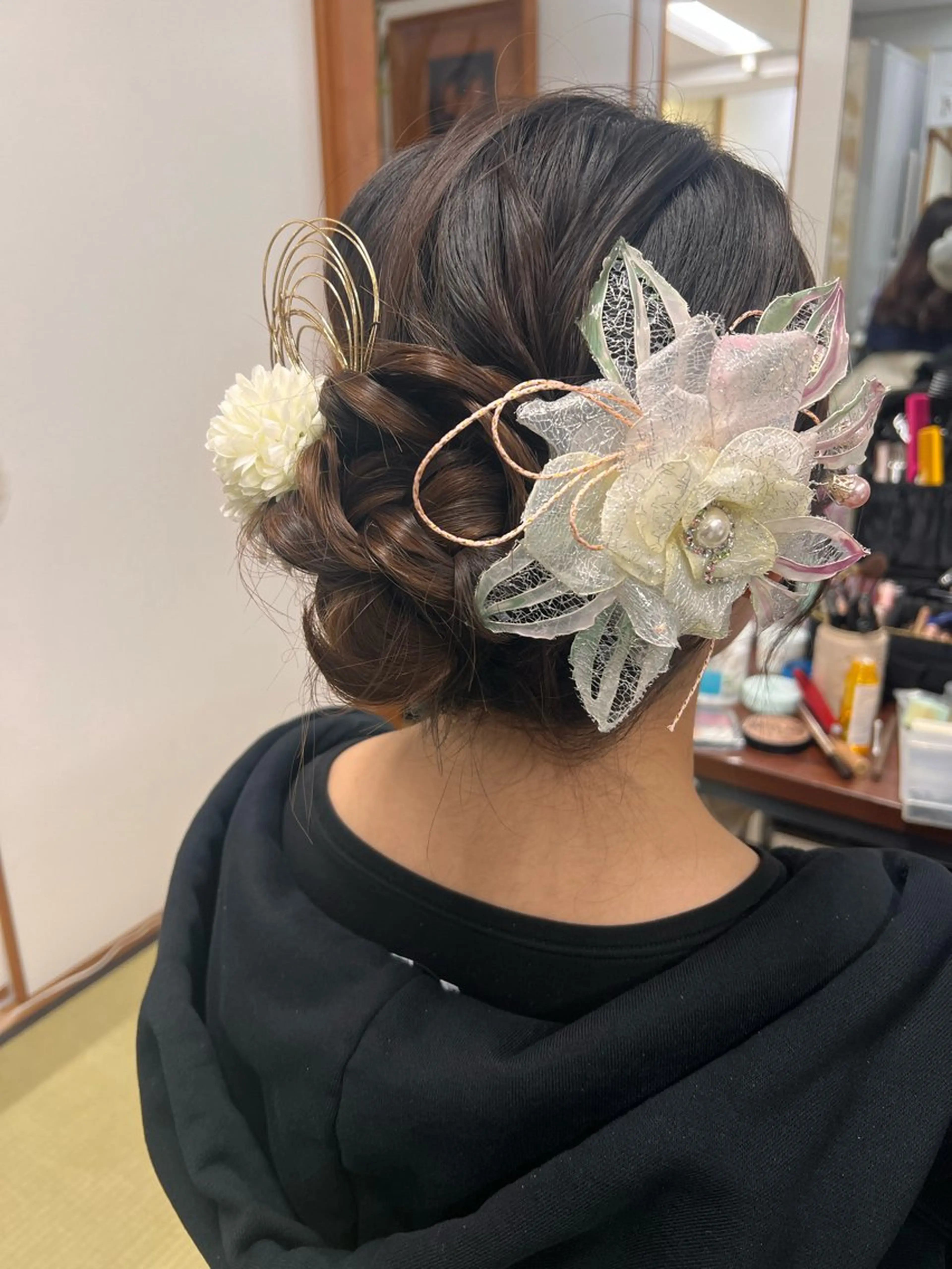 セミロング ヘアアレンジ 成人式 ヘアセット KANA🌿透明感/ レイヤーcut🌿のヘアスタイル