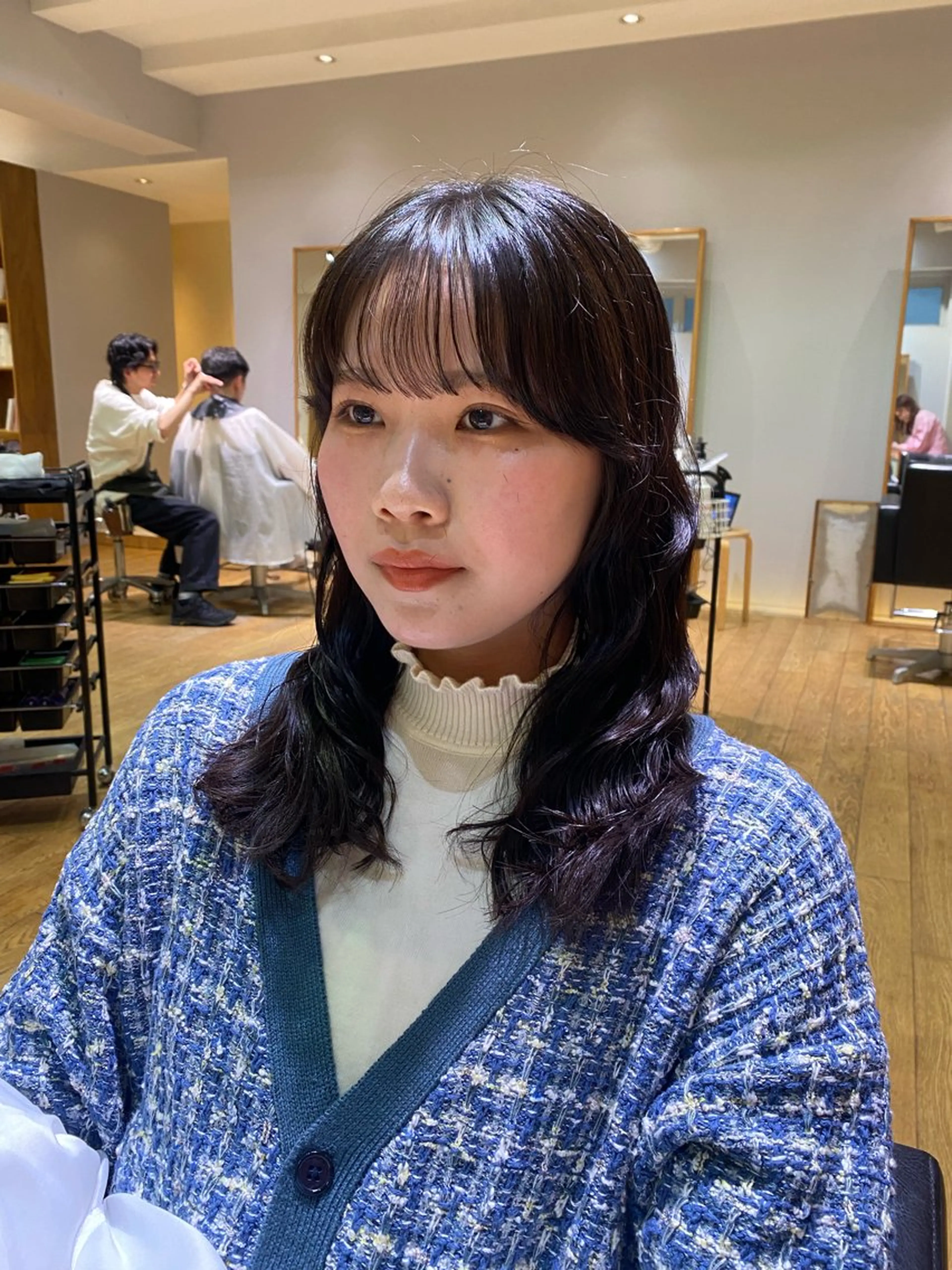 セミロング カット パーマ トリートメント 大人可愛い♡コテ巻き パーマ🌼杉田 萌恵のヘアスタイル