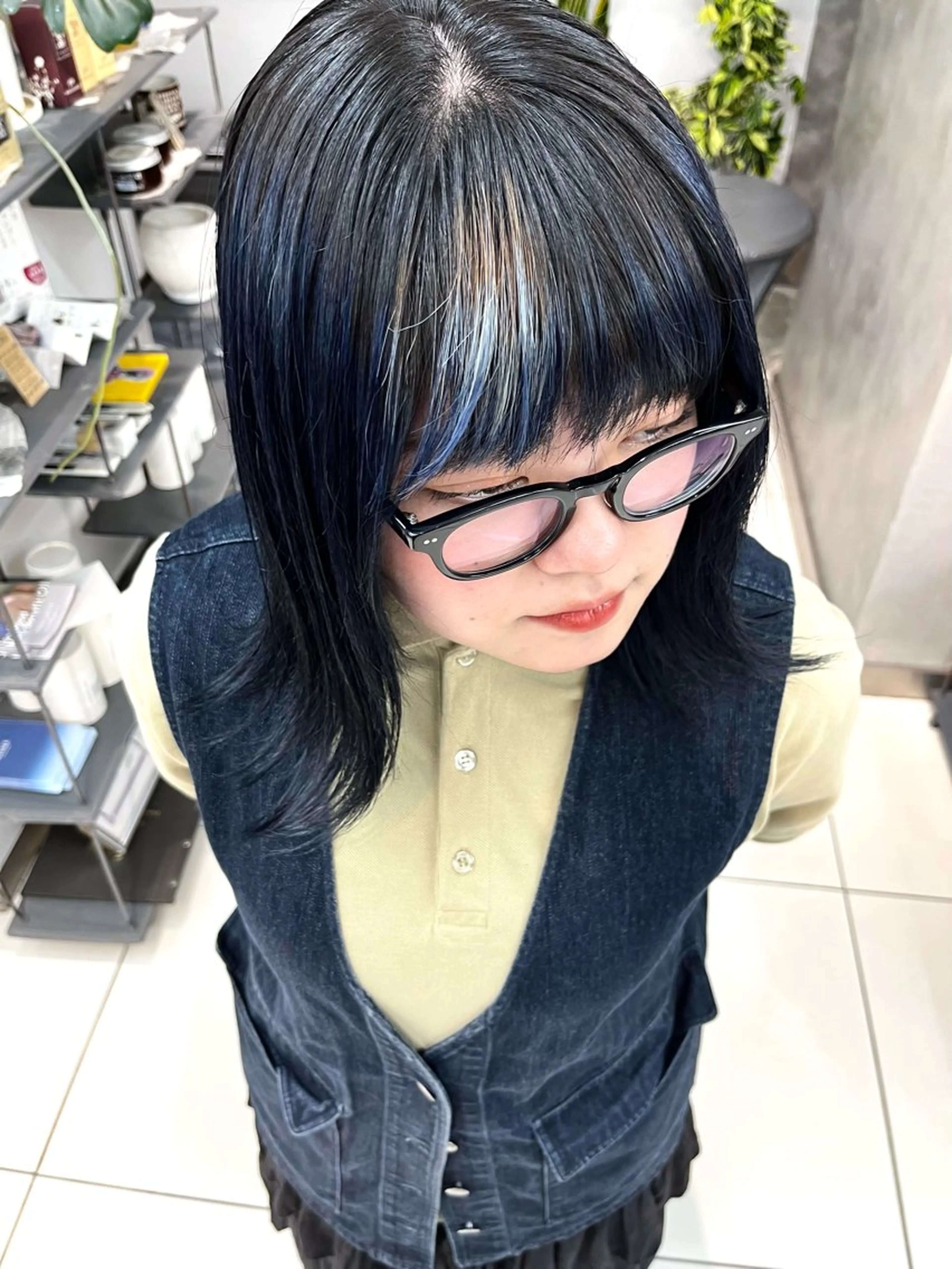 カラー ウルフ🦋顔まわり ❤︎ ͛MEIのヘアスタイル