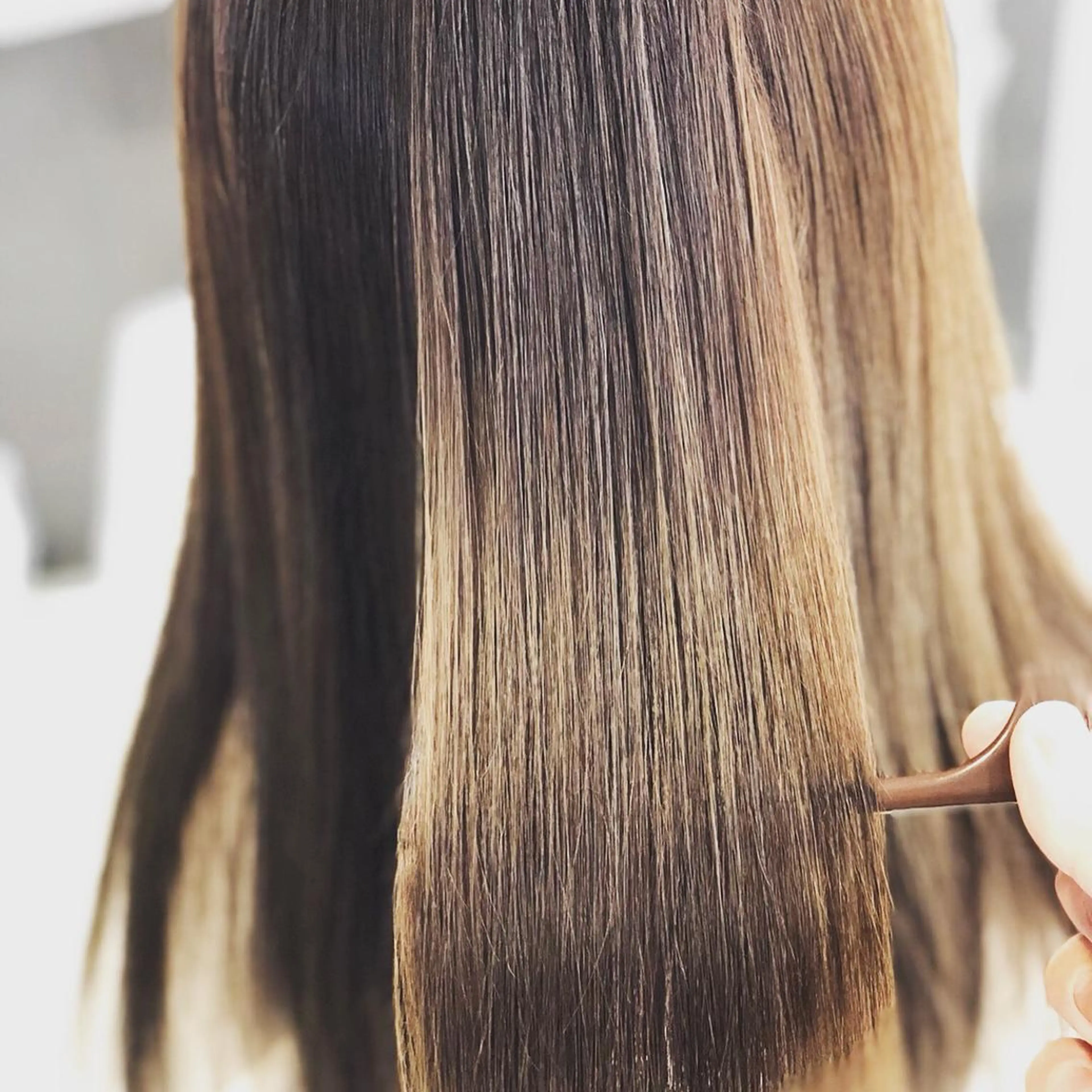 セミロング 美髪形成！色素改善！ 秋田　和輝のヘアスタイル