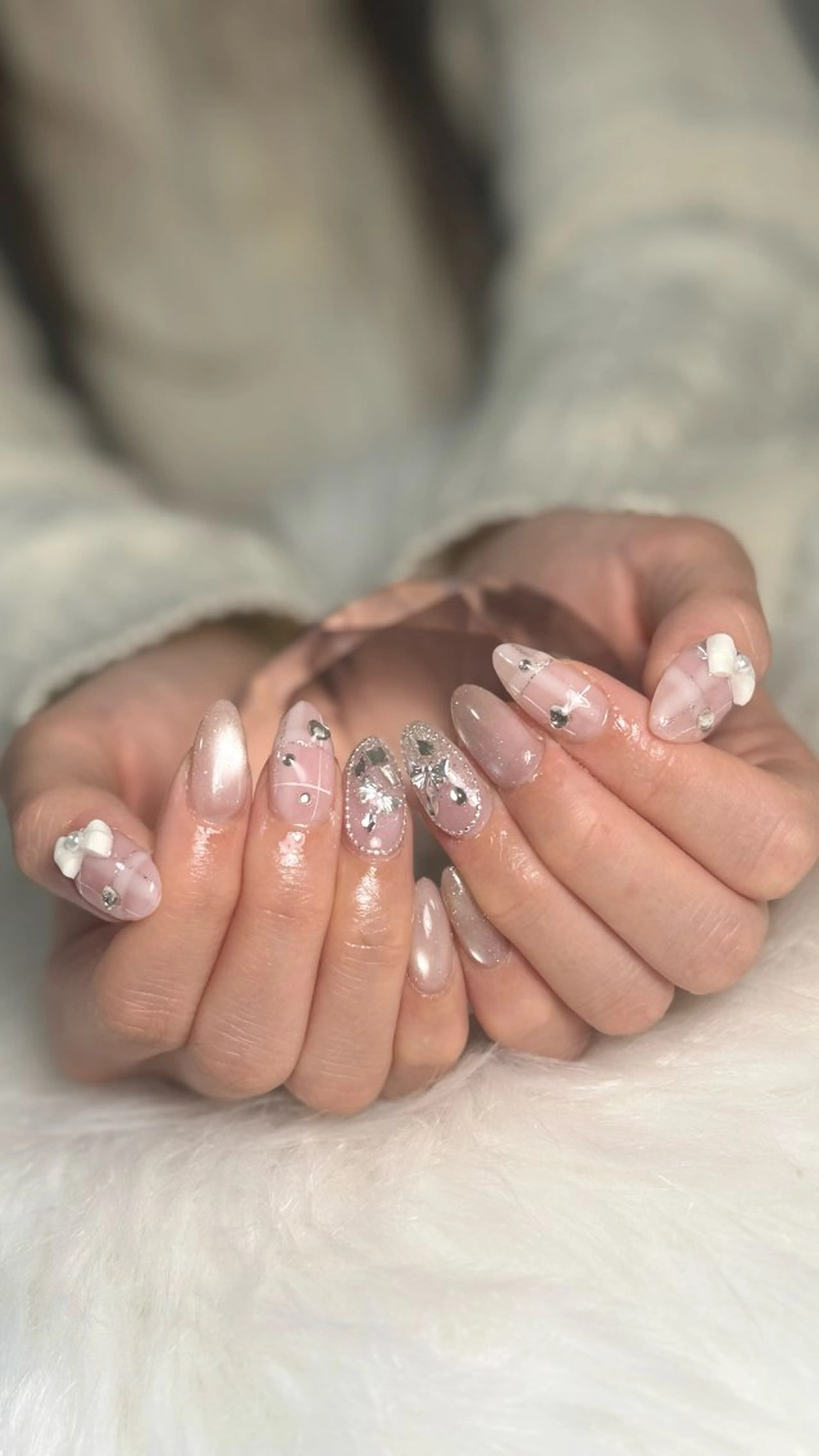 ネイル ハンドネイル ルシイ🎀新宿長さ 出しパーツ専門店のネイルデザイン