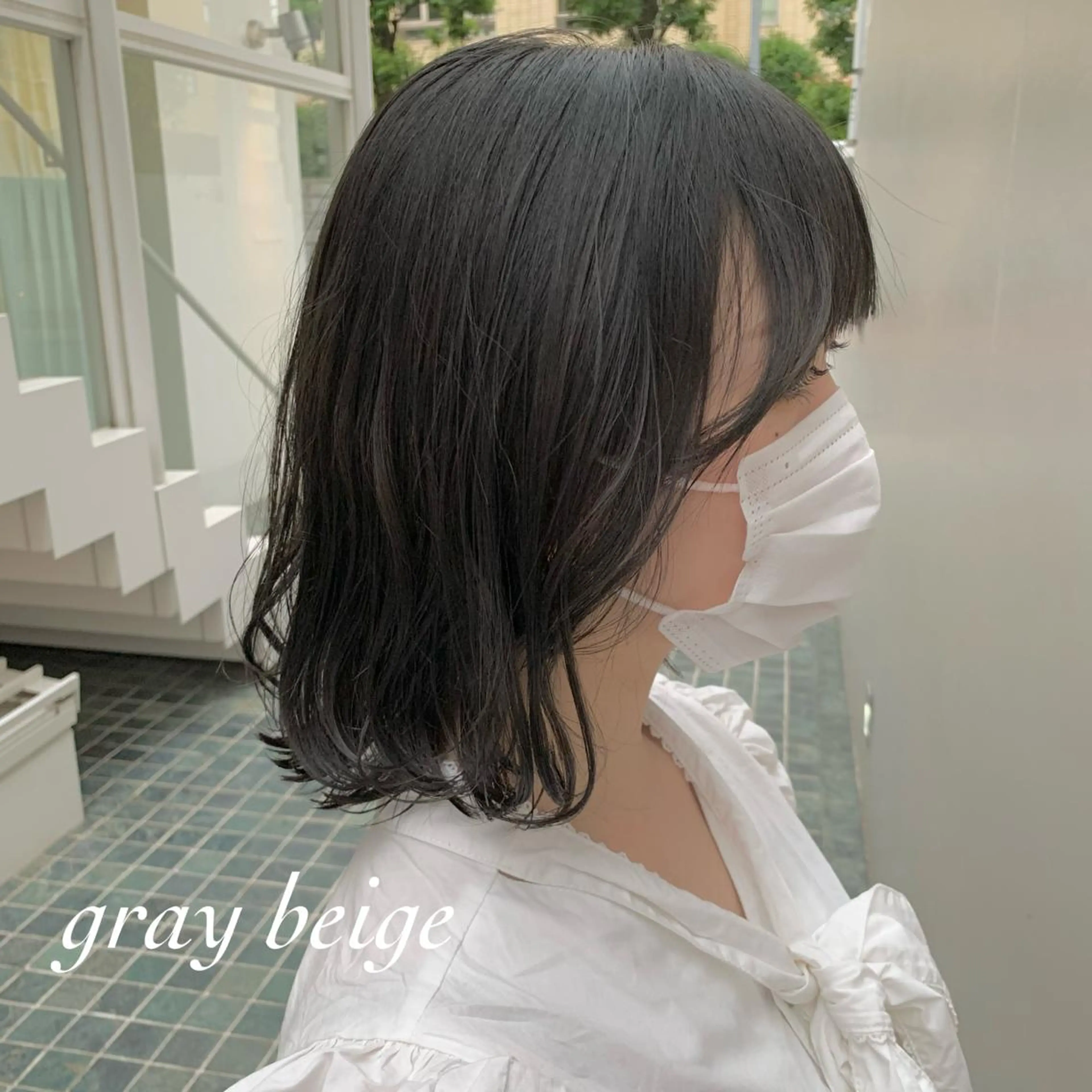 ミディアム カラー ベージュカラー ブリーチ 透明感カラー グレージュ イルミナカラー マンツーマン×半個室 まちだきょうすけのヘアスタイル