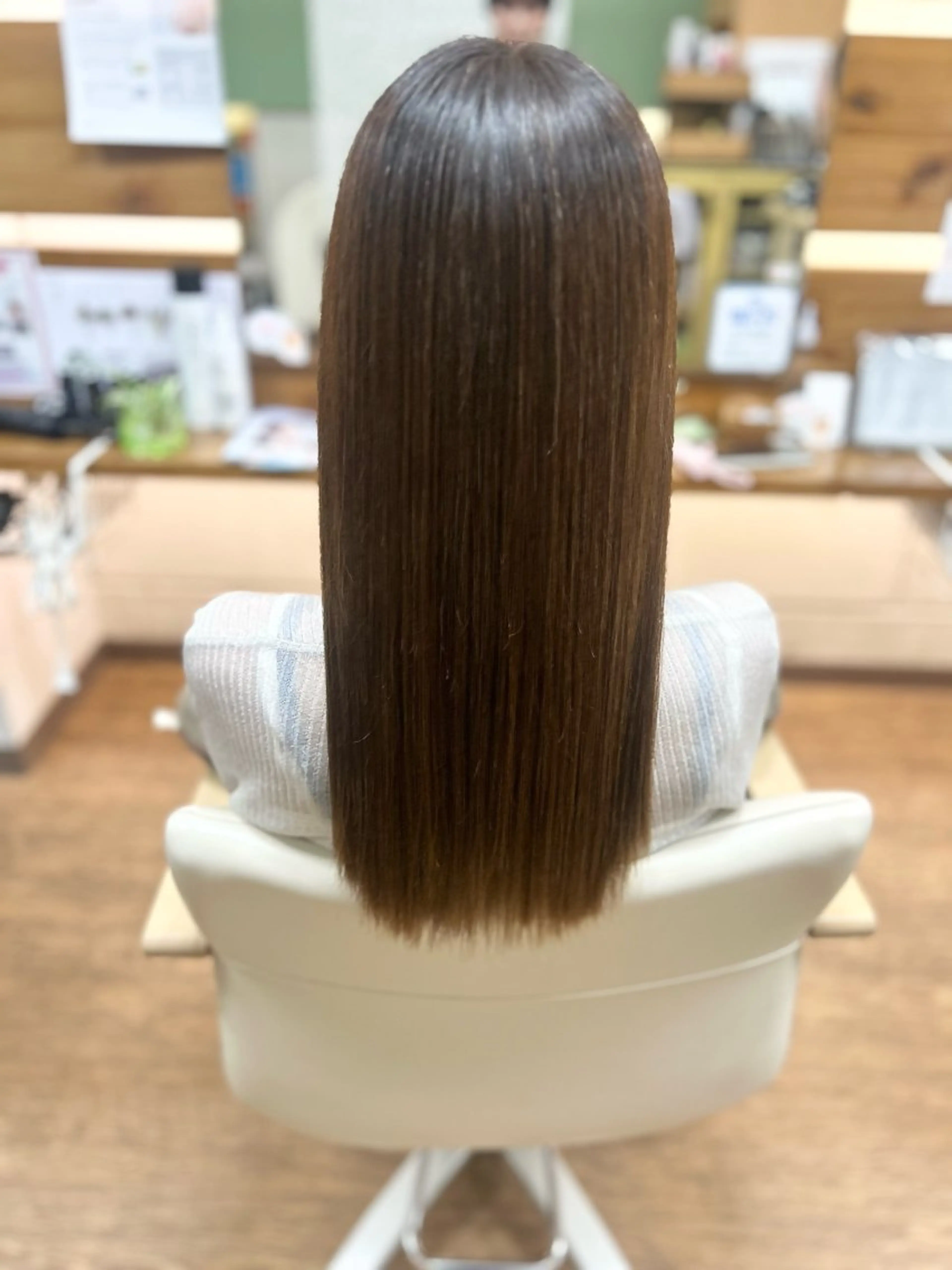 ロング 神谷 千明のヘアスタイル