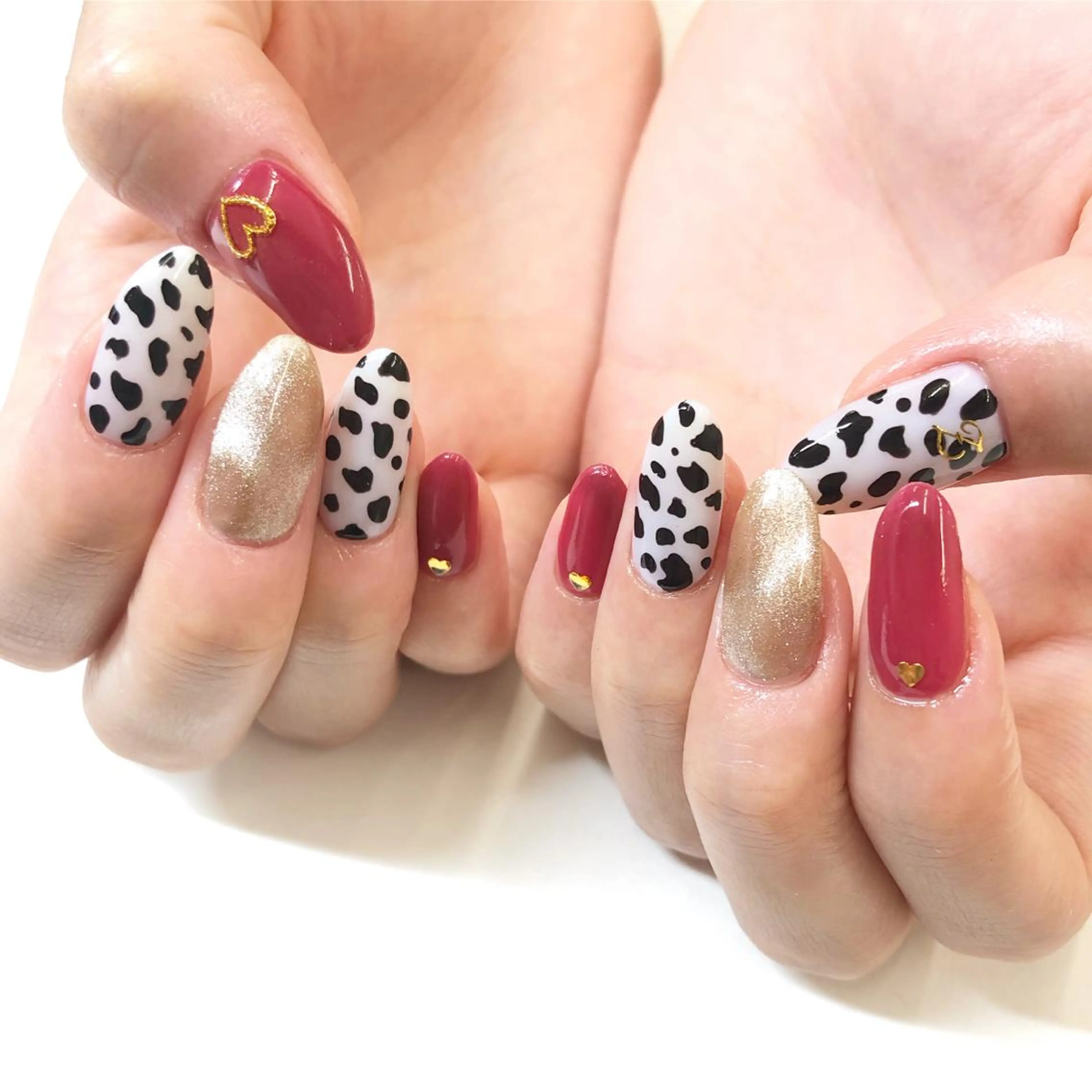 ネイル ハンドネイル フットネイル Minami 🍓のネイルデザイン