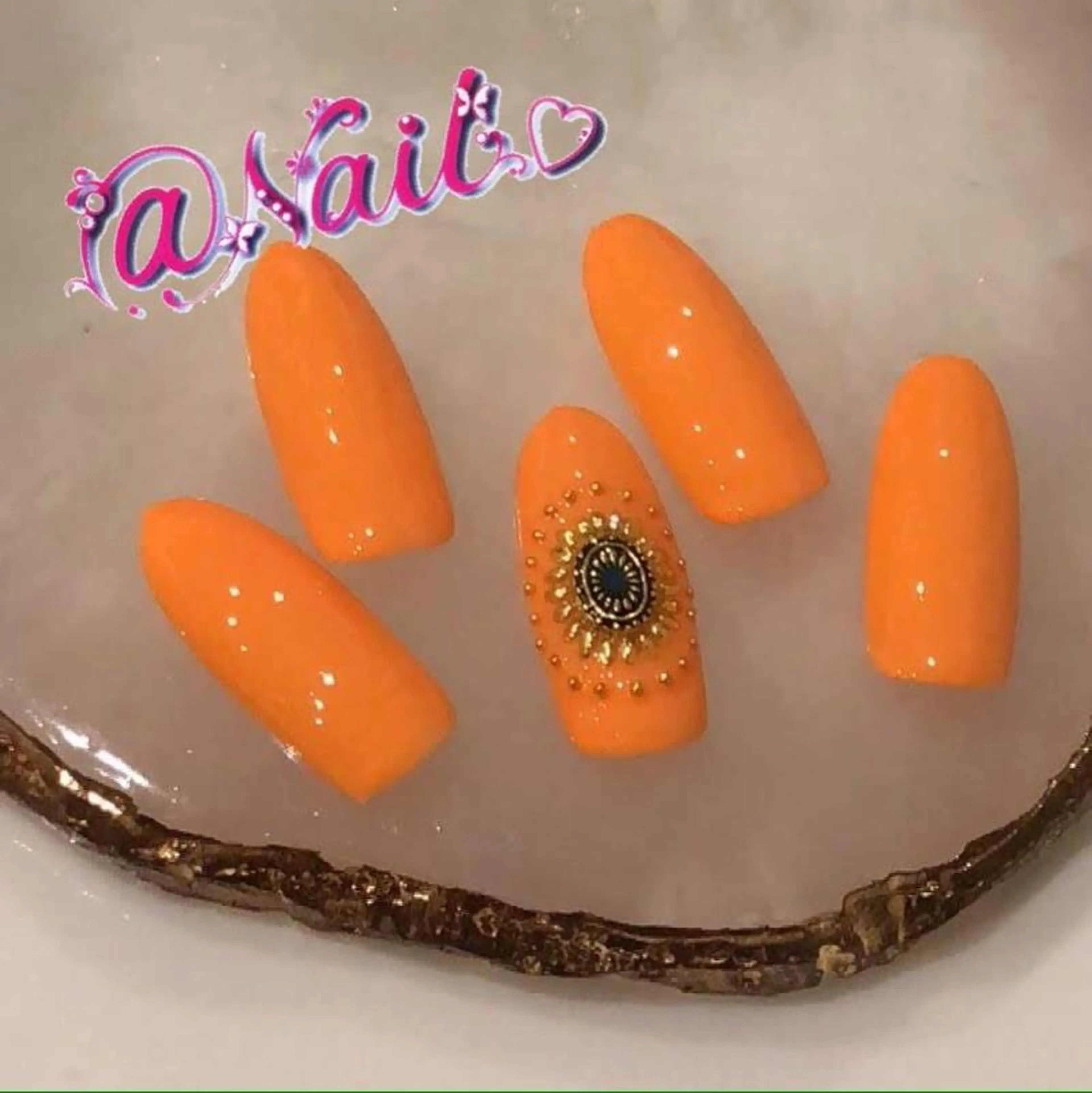 ネイル ネイルチップ 小尾 栞のネイルデザイン