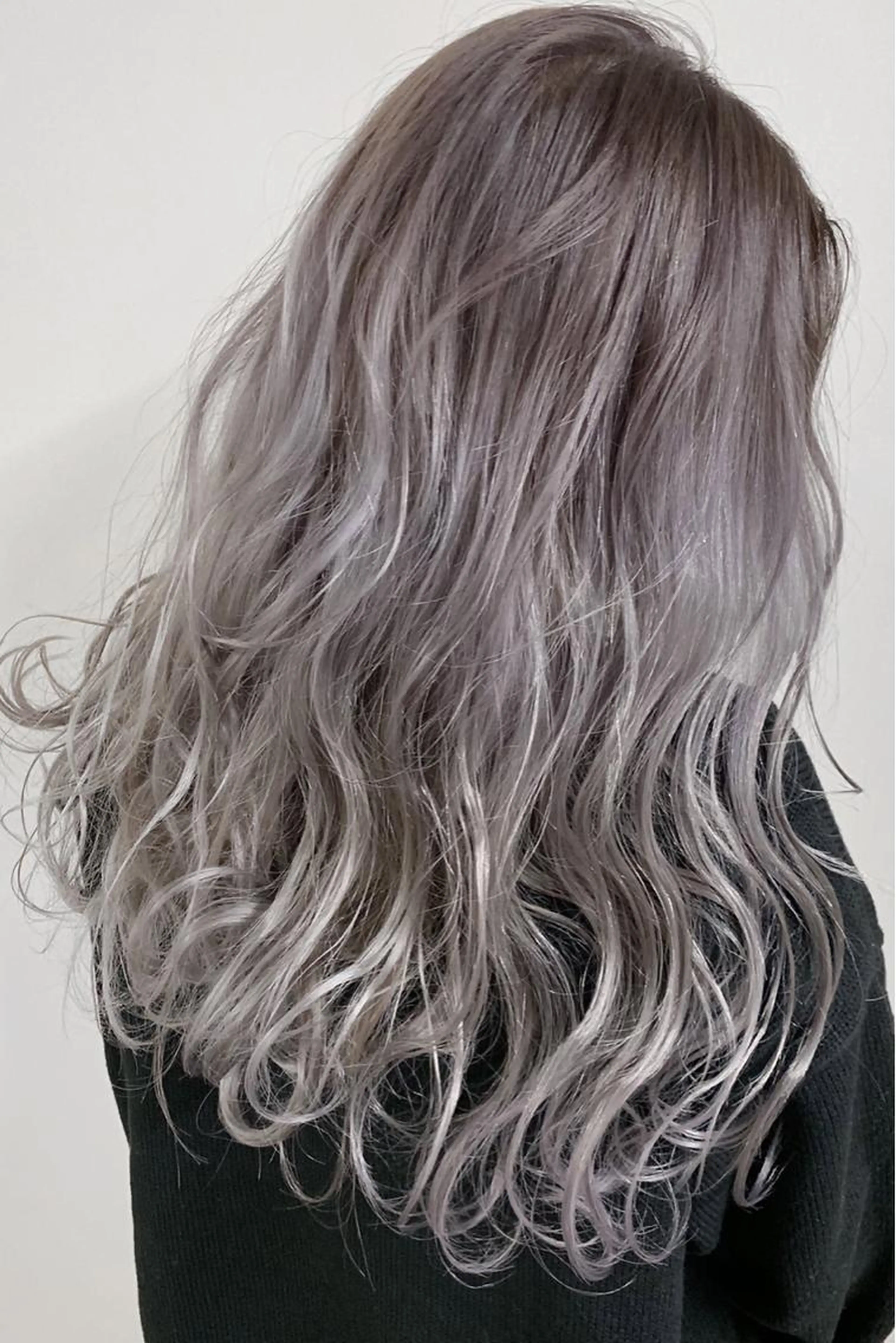 話題の世界一痛ませないブリーチ【ファイバープレックス＋カラー】の写真