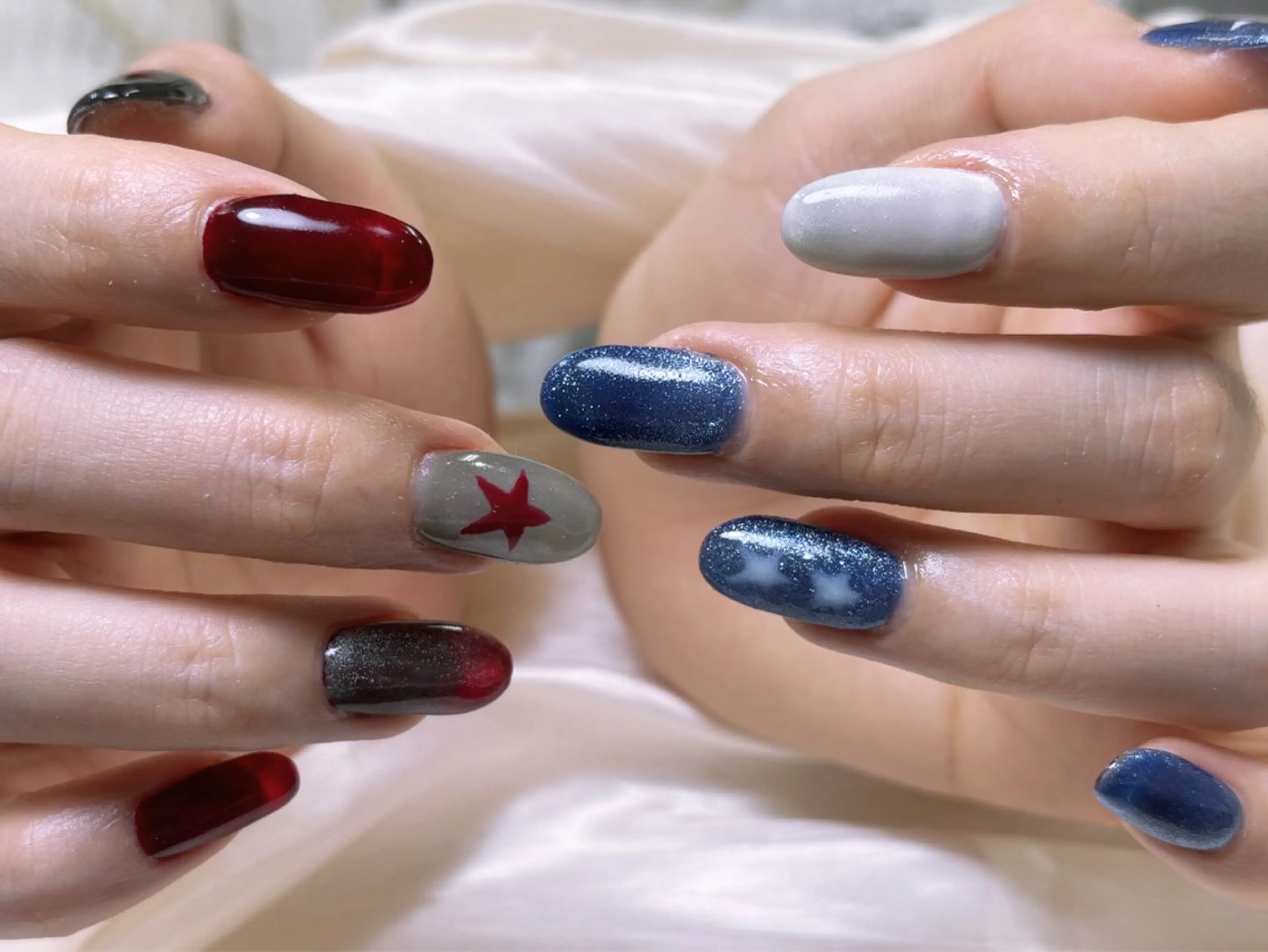 ネイル ハンドネイル キン グミのネイルデザイン