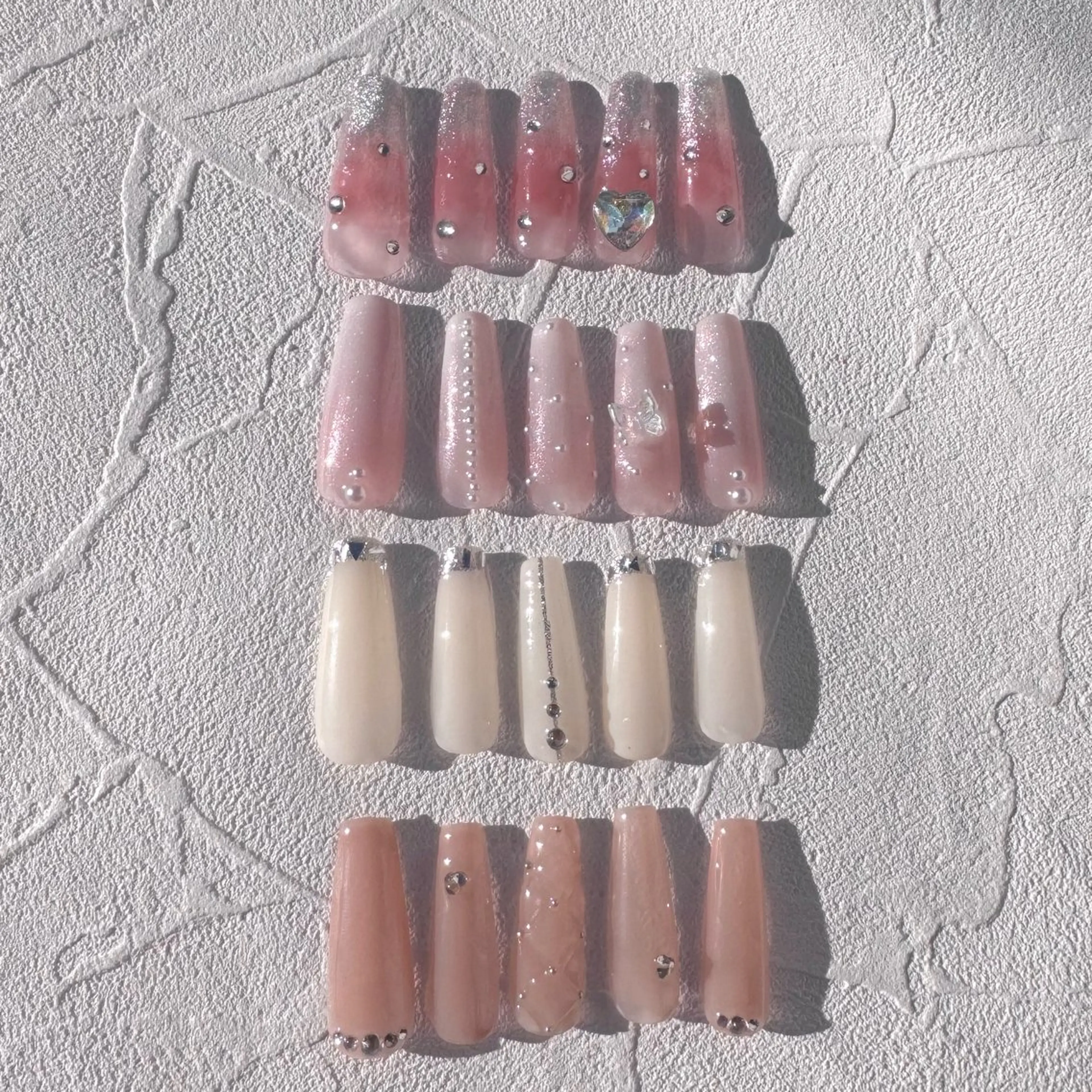 ネイル ワンホンネイル RIEKO🍒 ワンホン♡推しネイルのネイルデザイン