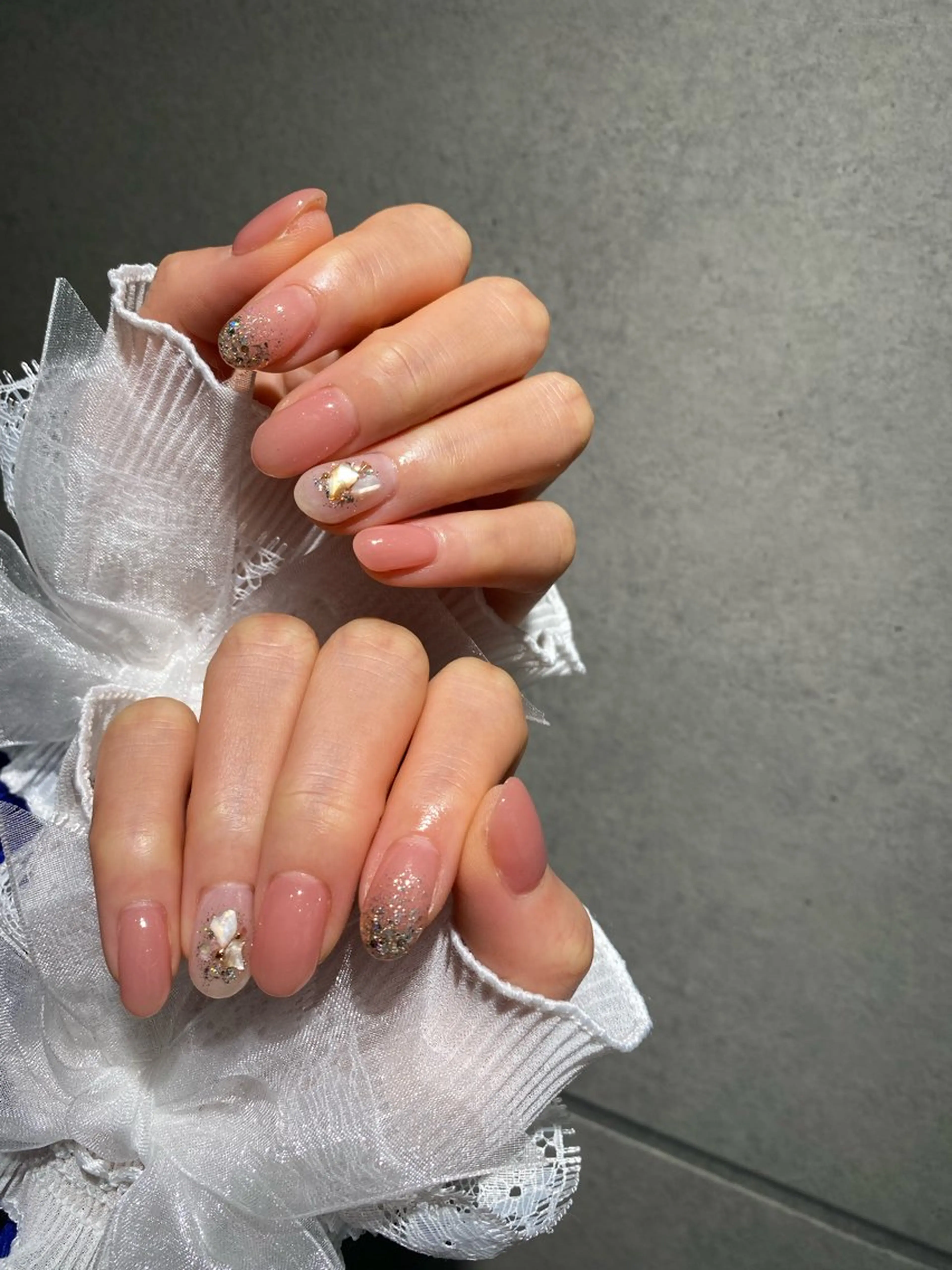 ネイル I-nailロング /ワンホン/キラキラのネイルデザイン