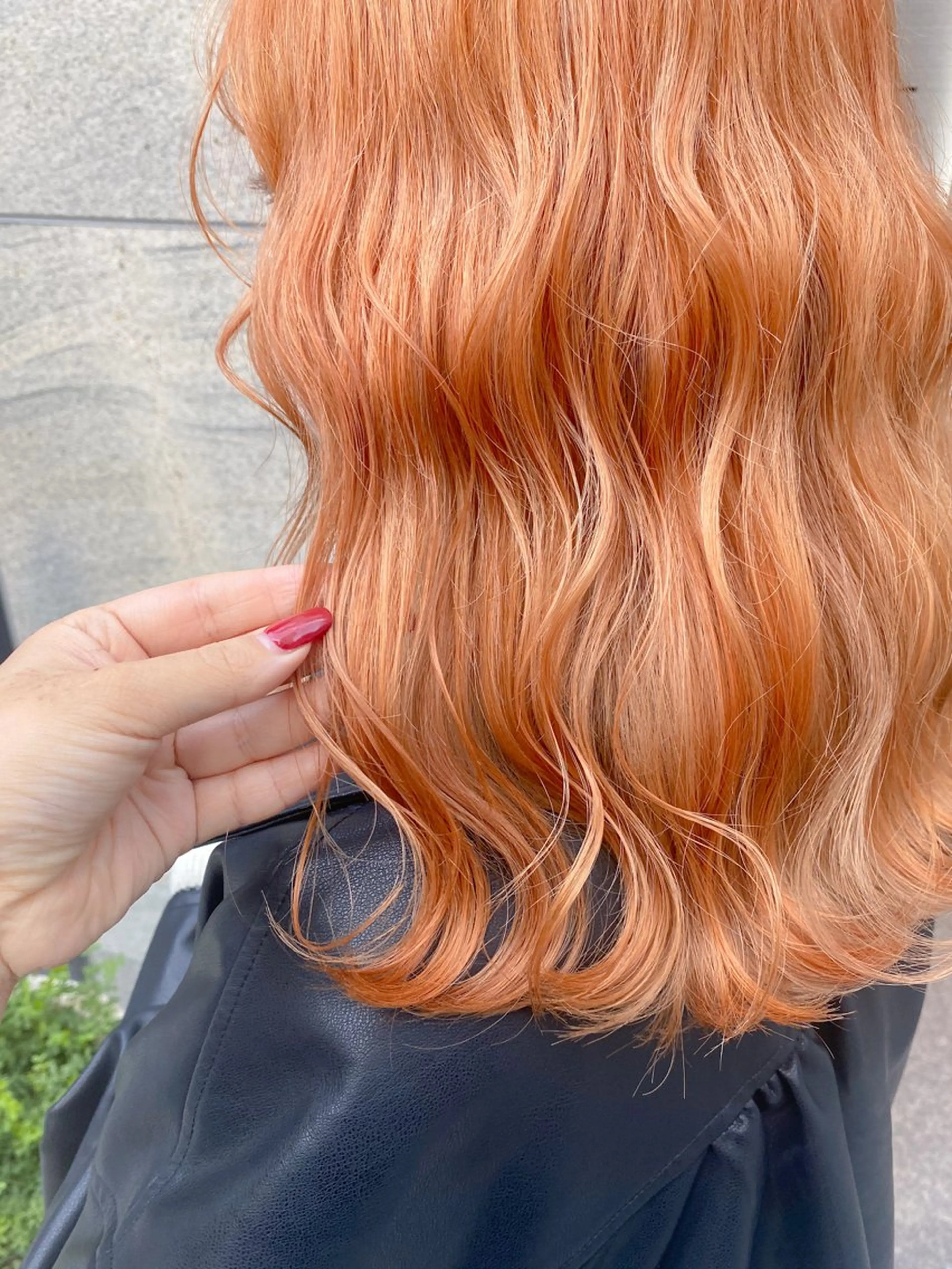 ミディアム カラー オレンジ Chérie Honokaのヘアスタイル