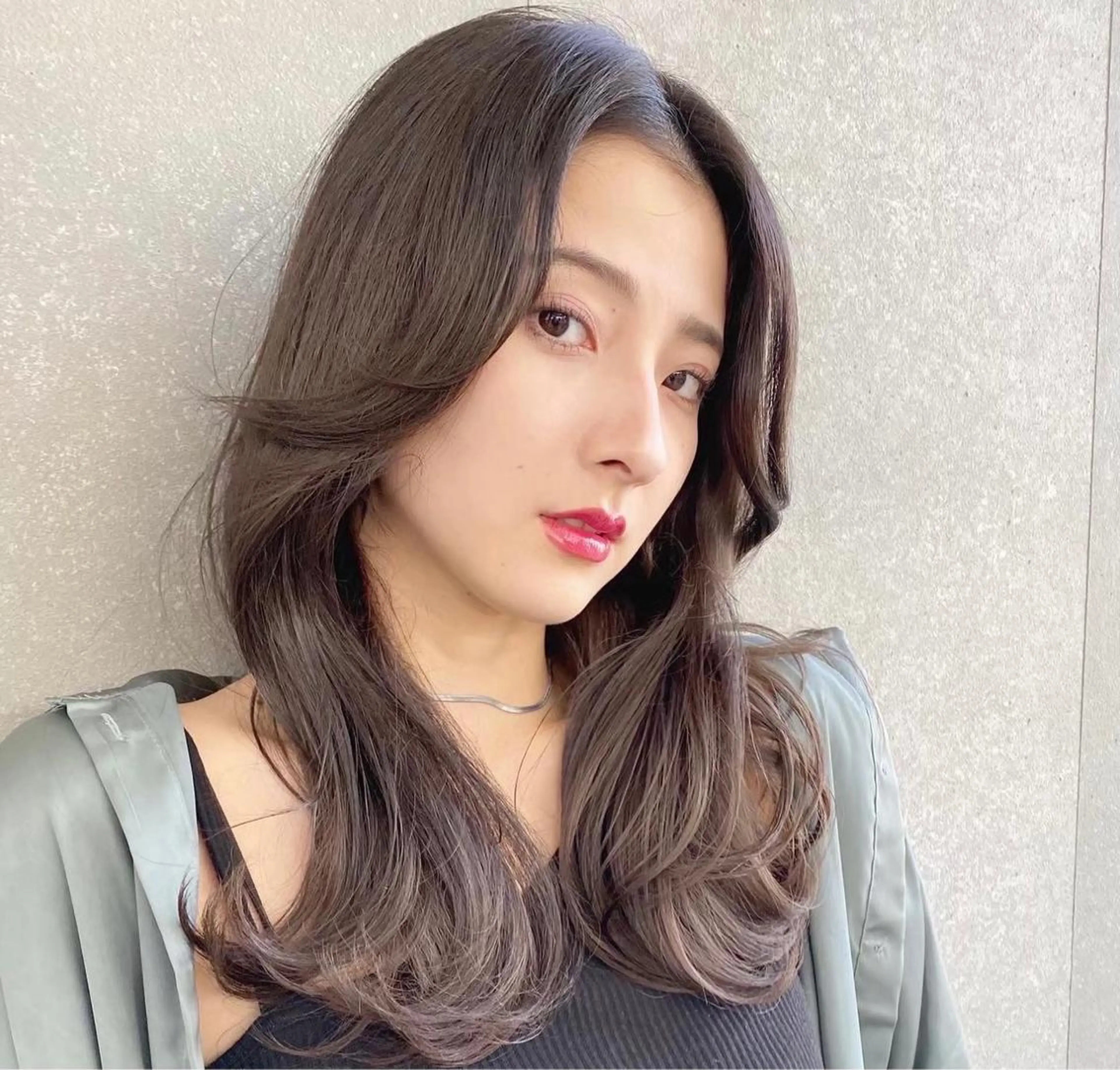 ロング カラー カット トリートメント レイヤー🤍 ベージュ🤍　聖奈のヘアスタイル