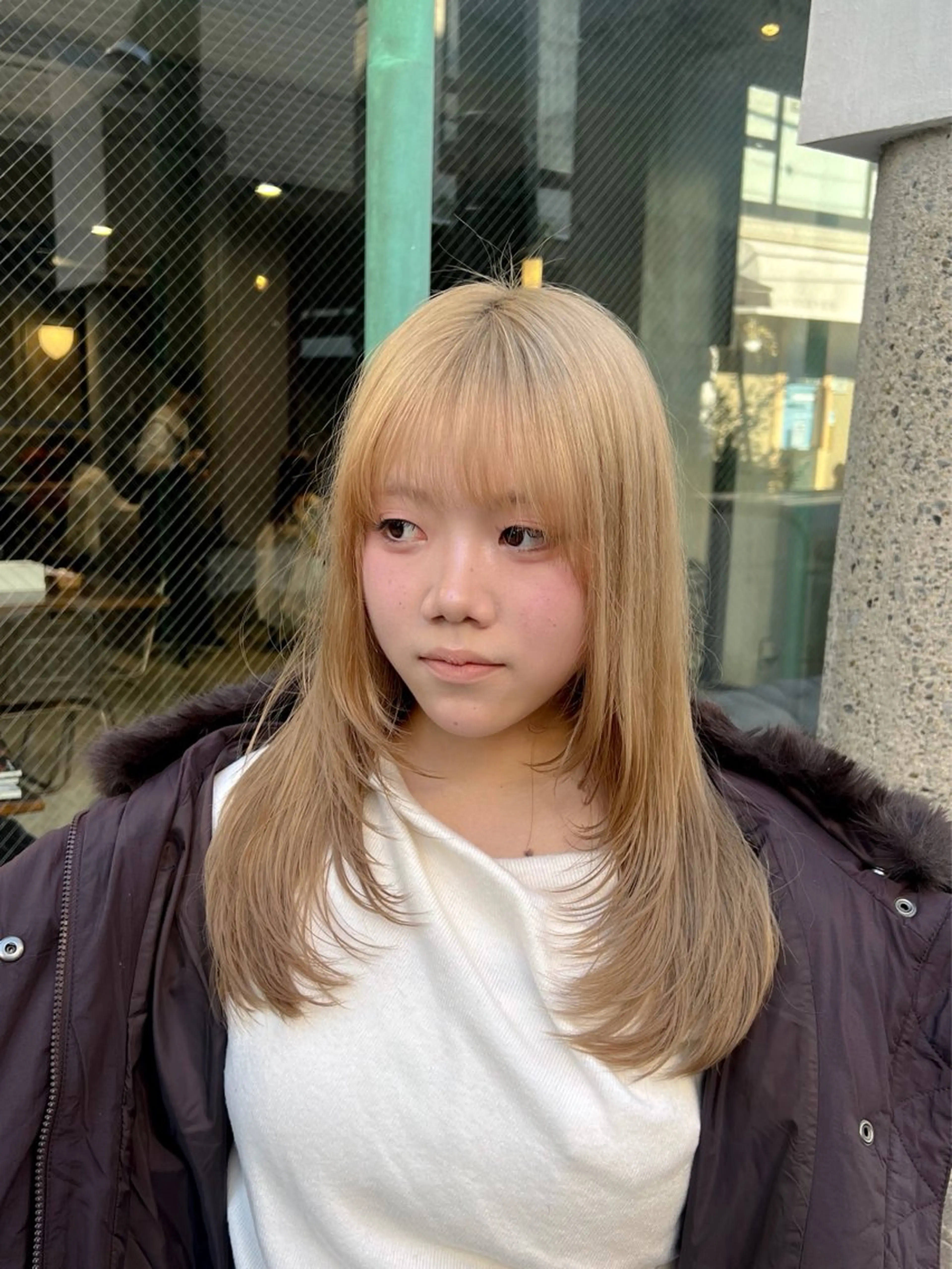 ロング カラー ベージュカラー ブリーチ ブロンド 透明感カラー ハイトーンカラー カット ヘアカラー トリートメント レイヤー/艶髪矯正 🪐takushiのヘアスタイル