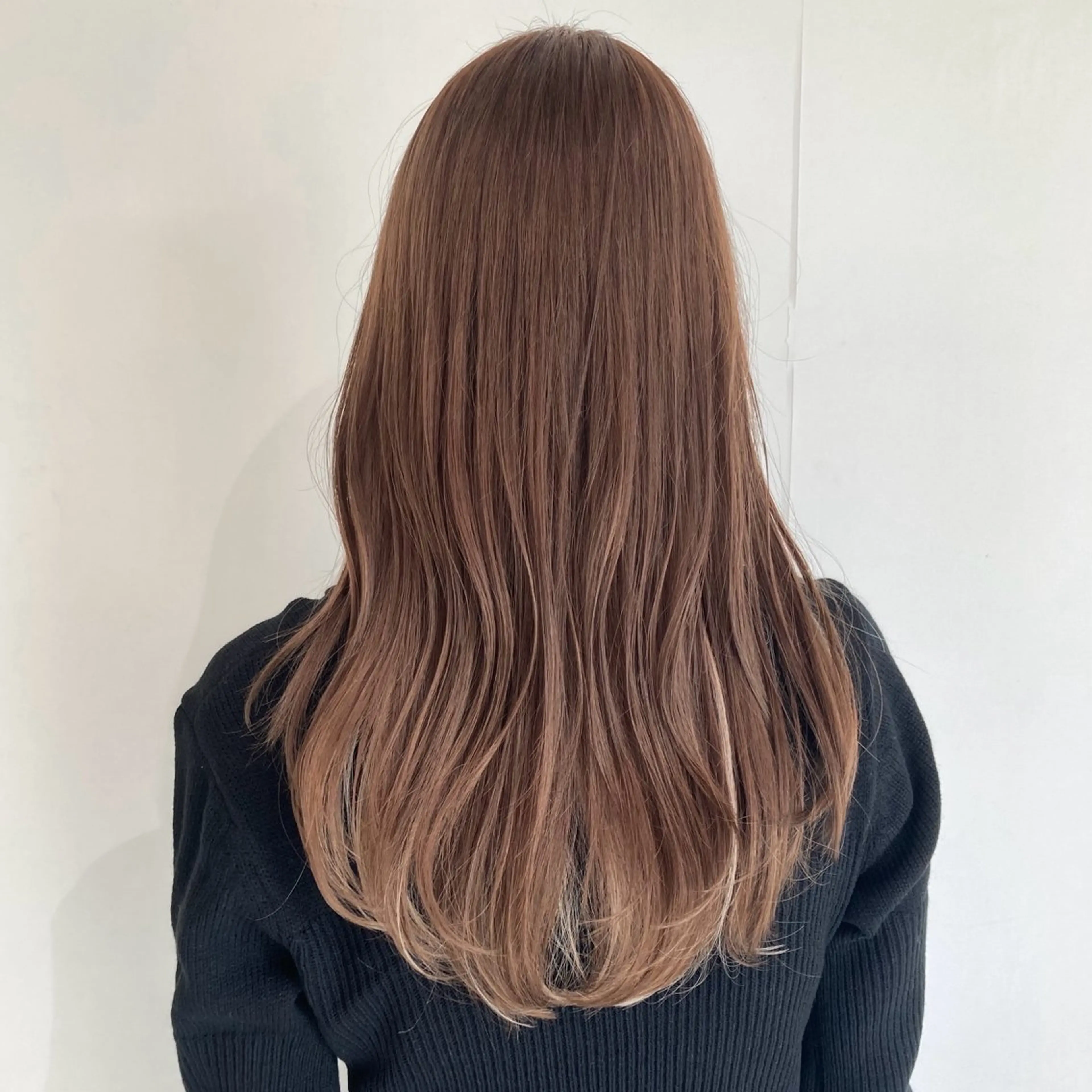 カラー 升方 楓のヘアスタイル