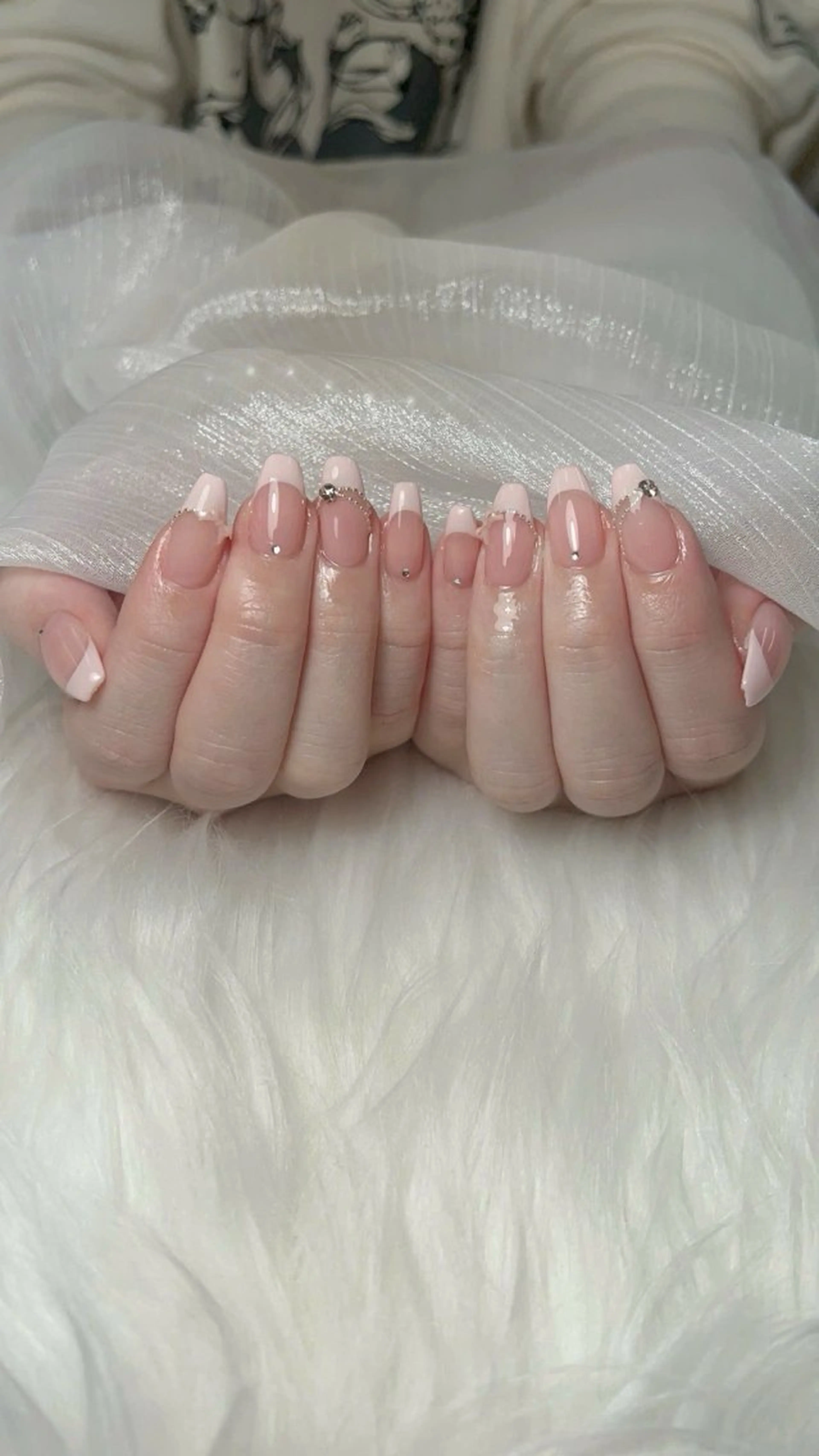 ネイル ジェルネイル ガーリー 韓国ネイル ニュアンスネイル シンプルネイル ハンドネイル King Nail_Salonのネイルデザイン