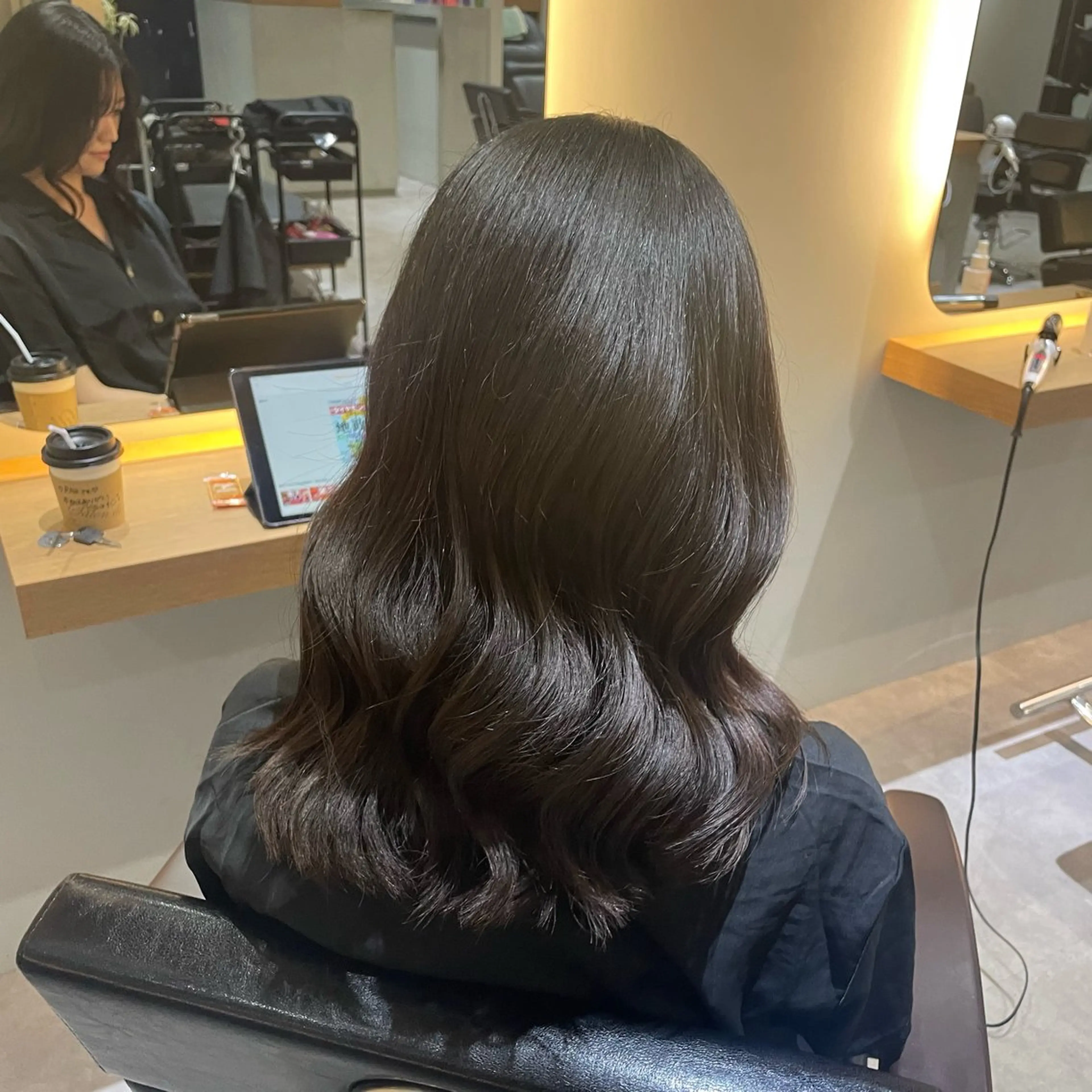 セミロング カラー トリートメント ハイトーン/アレンジ 🎀アオイ🎀のヘアスタイル