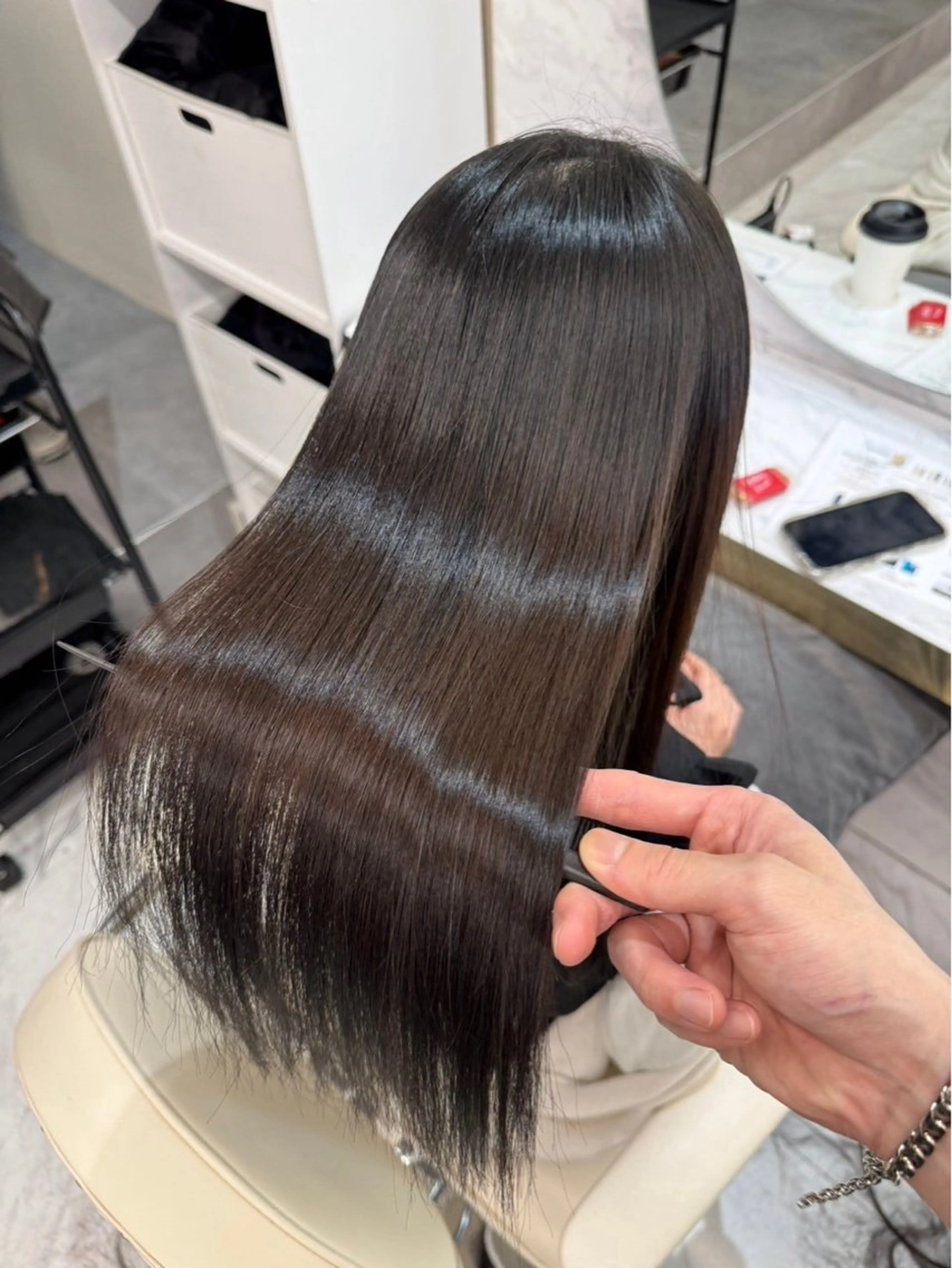 セミロング カラー 縮毛矯正🫧髪質改善 高原瑞輝のヘアスタイル