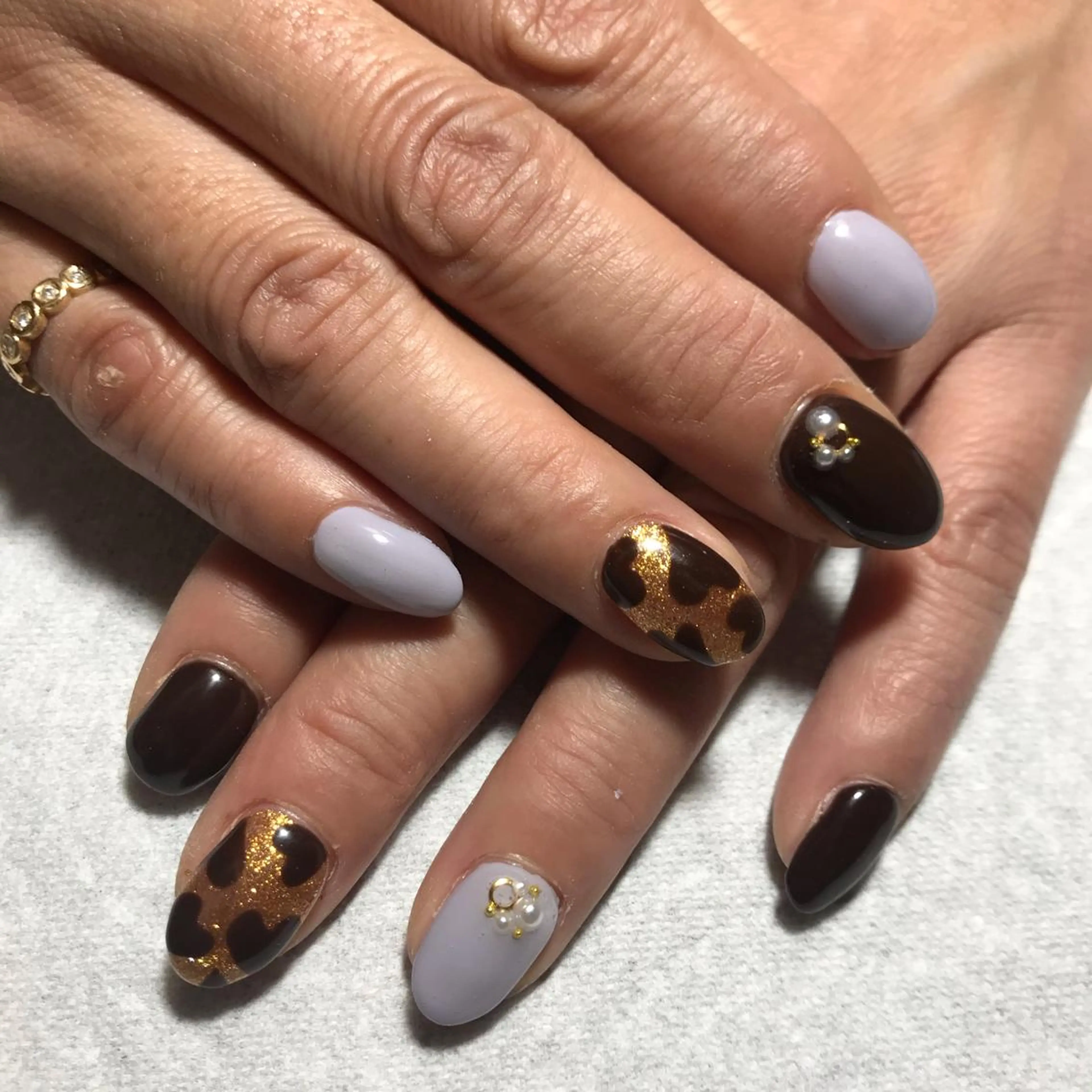 ネイル ECLAT エクラ所属・寺山 千鶴のネイルデザイン