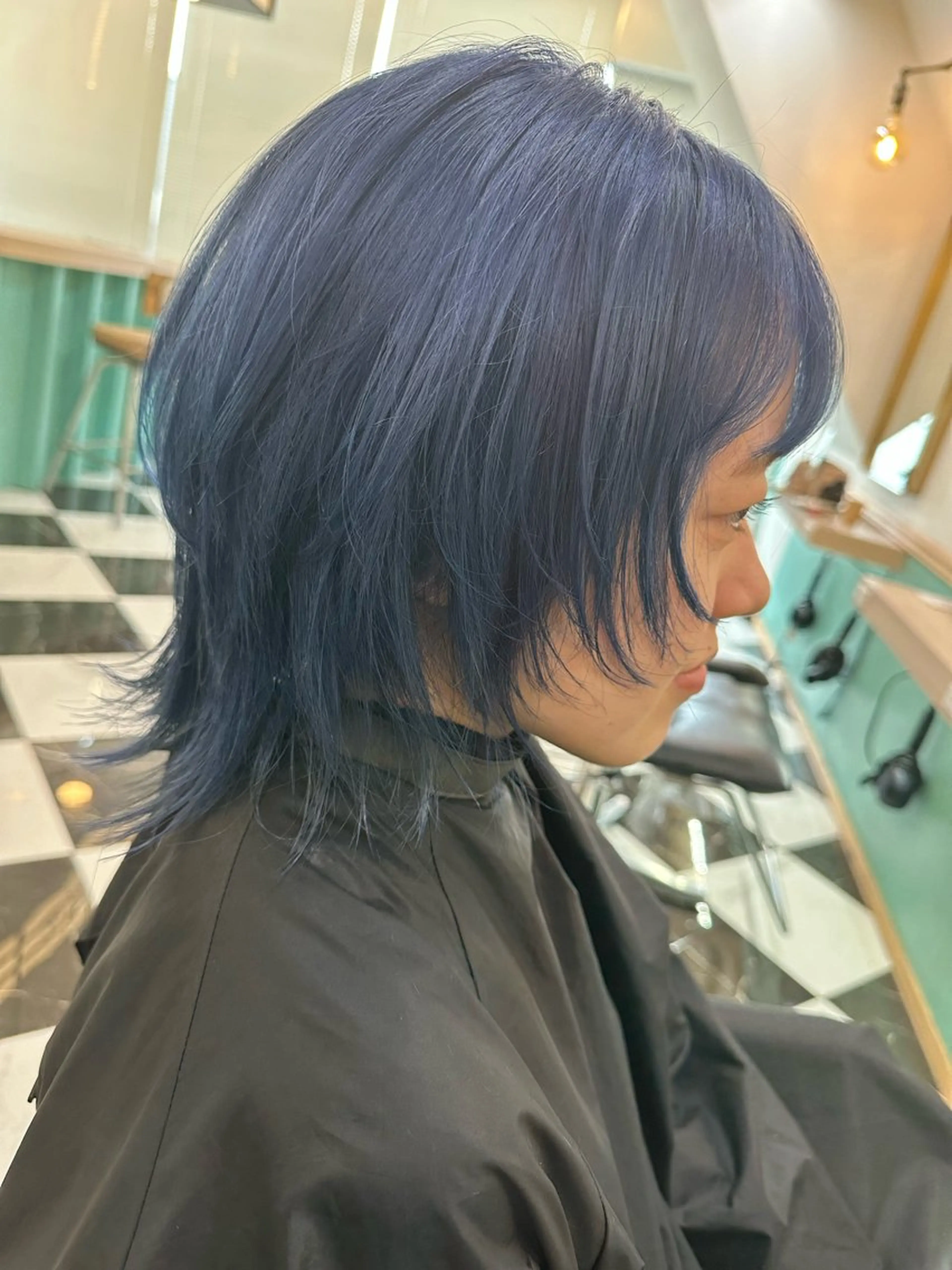 ミディアム カラー ブリーチ ブルーカラー 透明感ブリーチ ハイトーンウエダのヘアスタイル