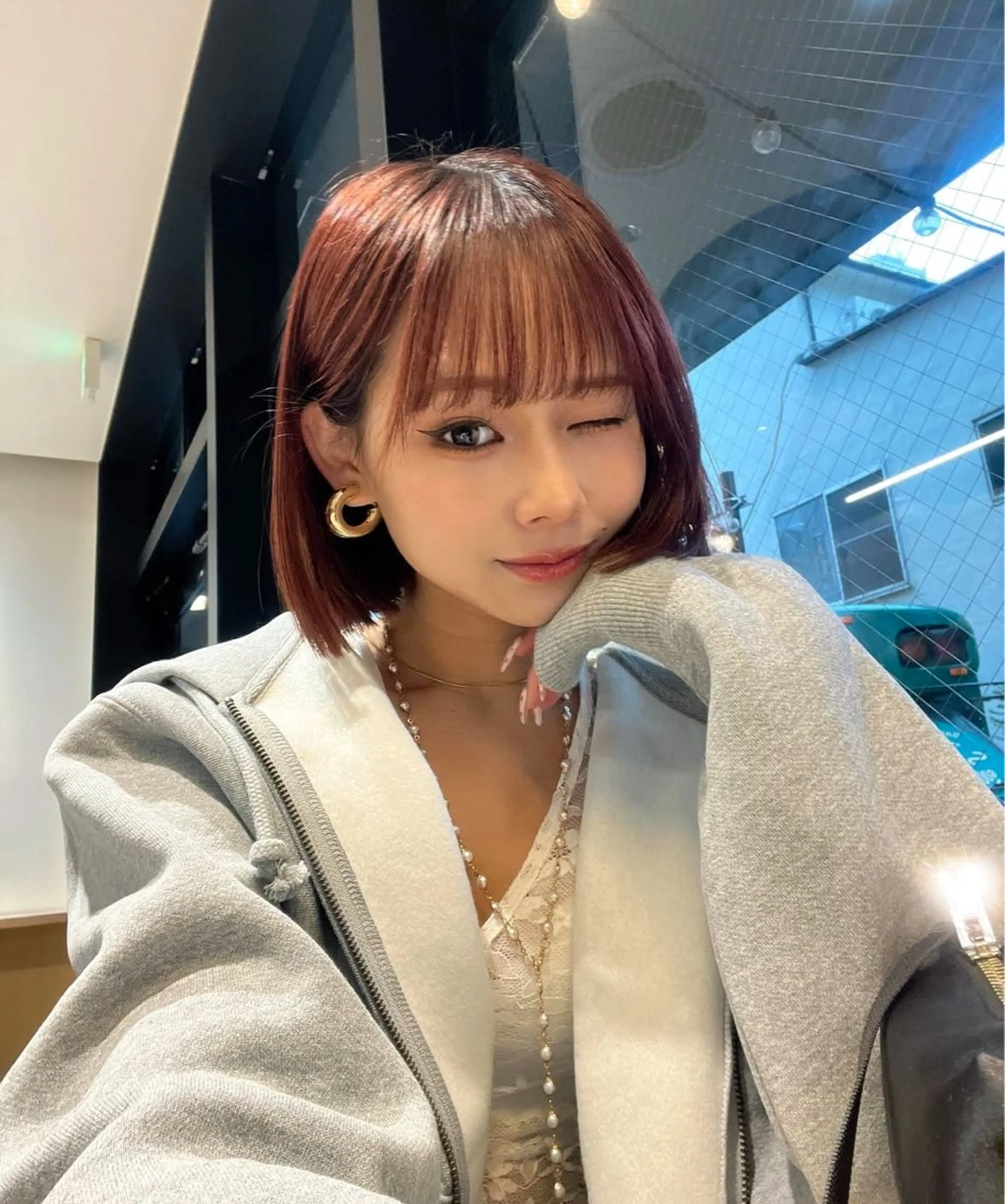 ショート カラー カット ヘアカラー トリートメント 莉乃/縮毛矯正/髪質 改善/艶カラーのヘアスタイル