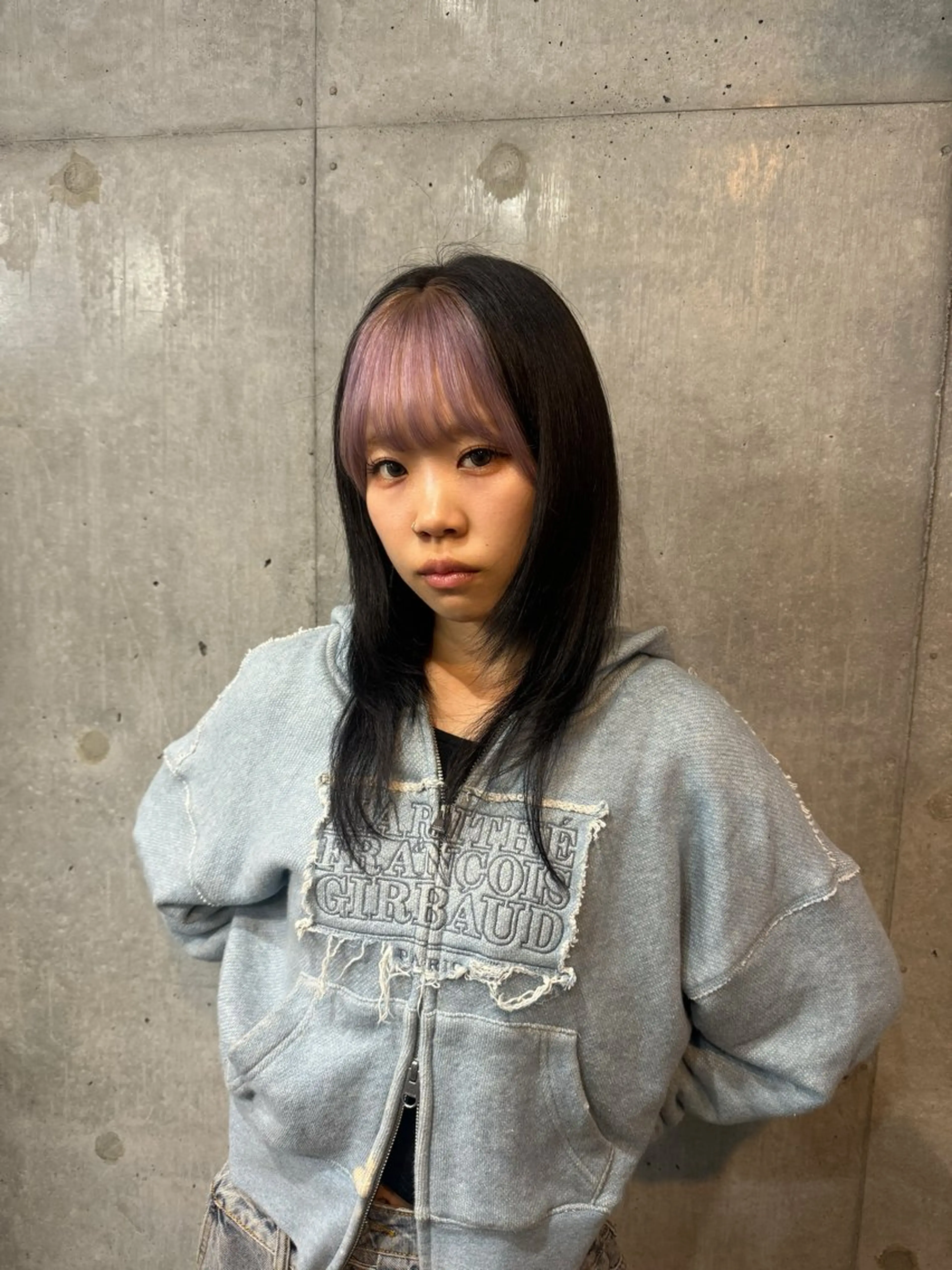 カラー 艶髪/ハイトーン モカのヘアスタイル