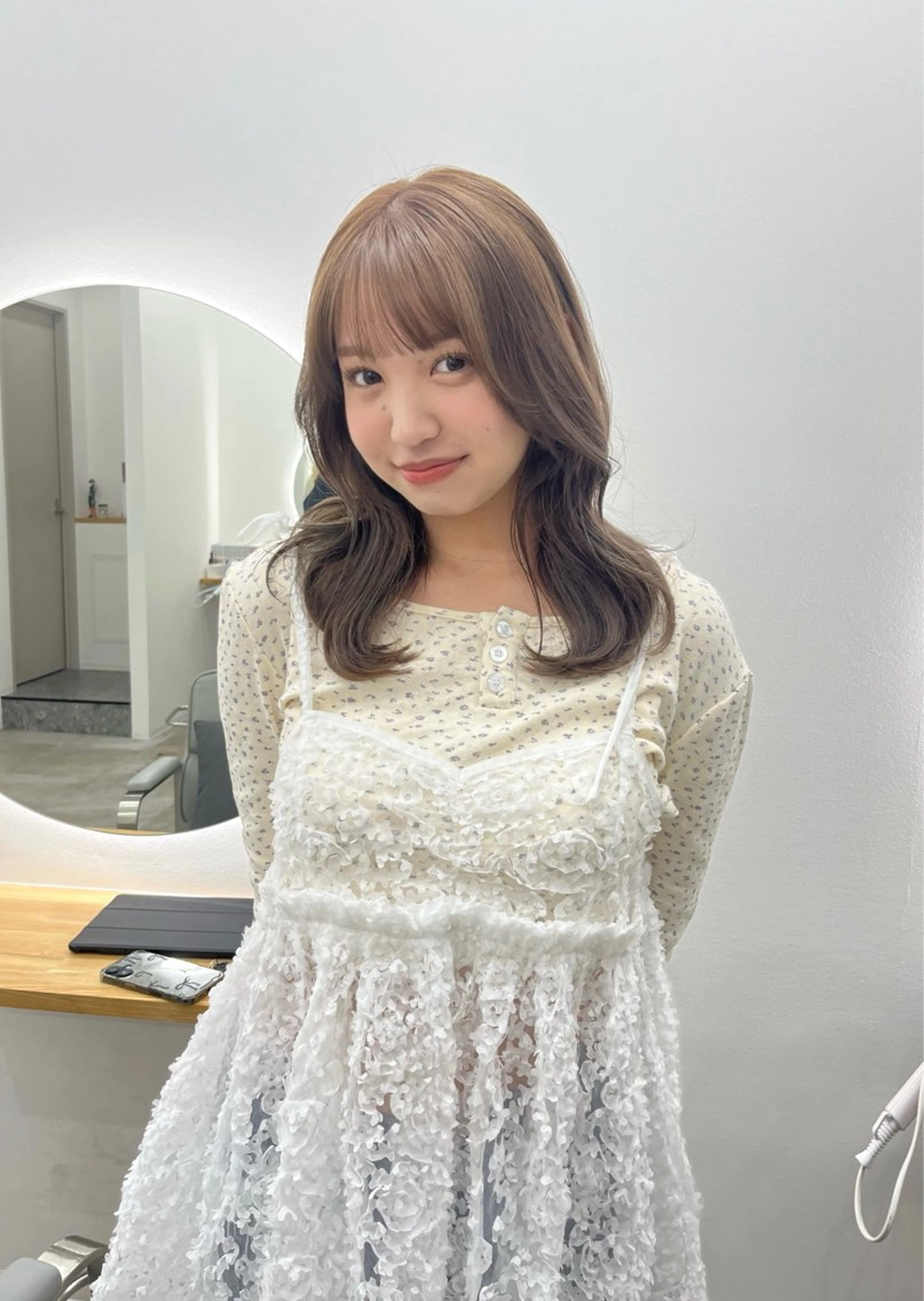 セミロング カラー ヘアカラー トリートメント ベージュ⟡˖レイヤー ˖ ࣪⊹あずきのヘアスタイル