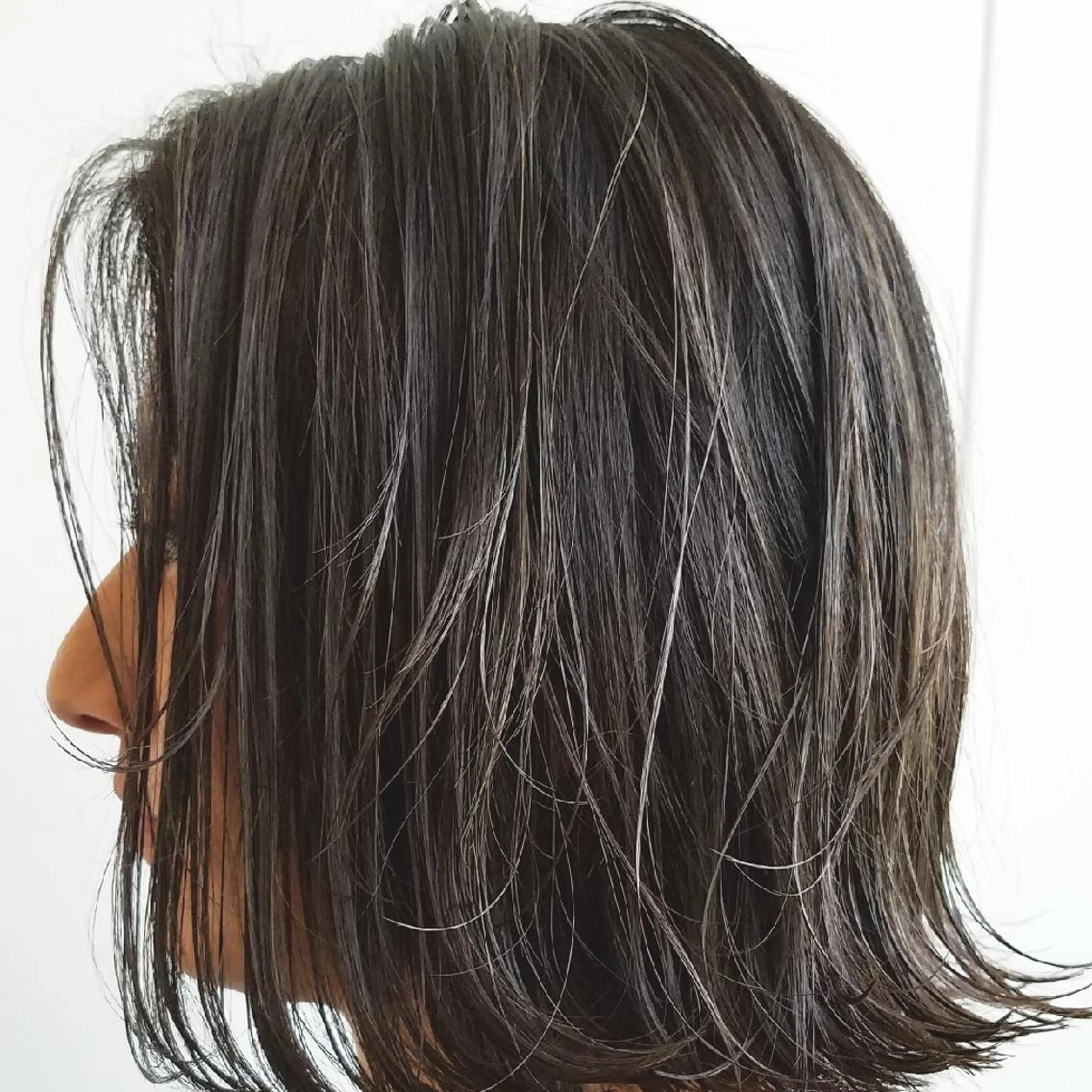 ミディアム カラー マツエク・マツパ ダークグレー ダークグレージュ グレージュ ハイライトカラー ハイライト iplus まつげ、眉毛、耳つぼのマツエク・マツパデザイン